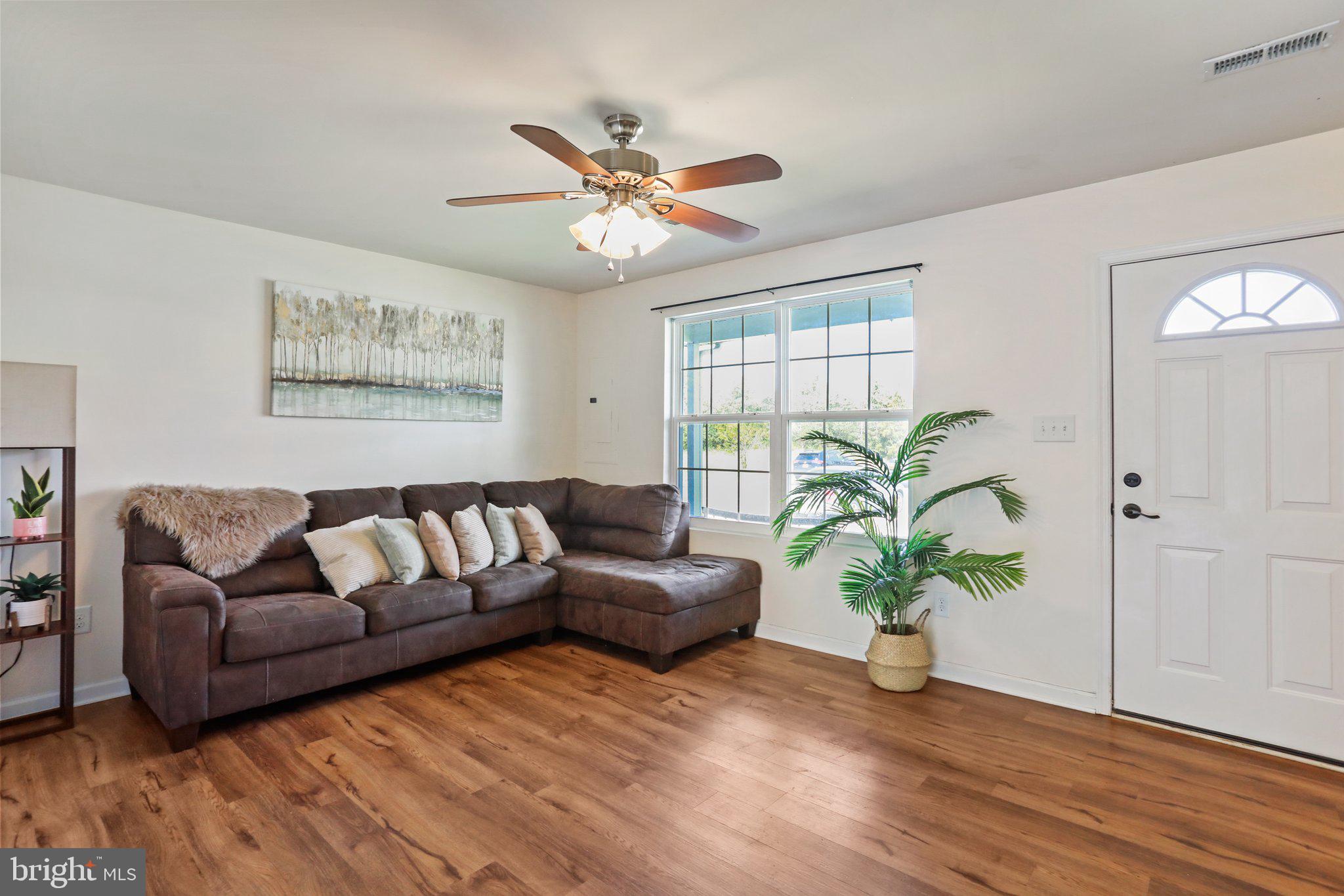 INWOOD VILLAGE - Residential