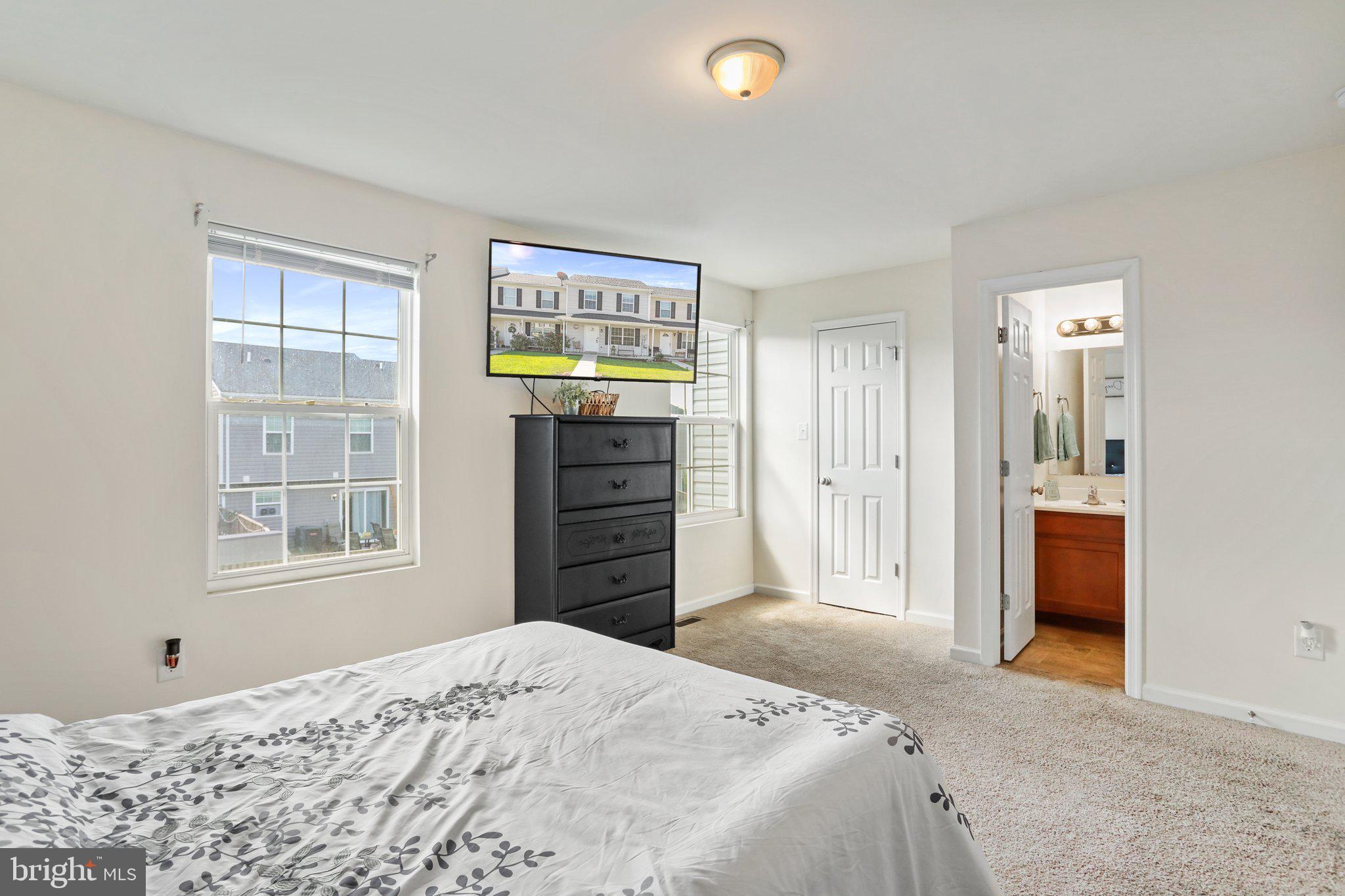 INWOOD VILLAGE - Residential