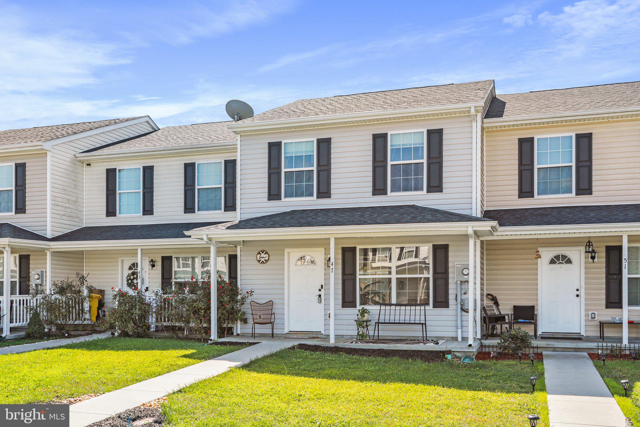 INWOOD VILLAGE - Residential