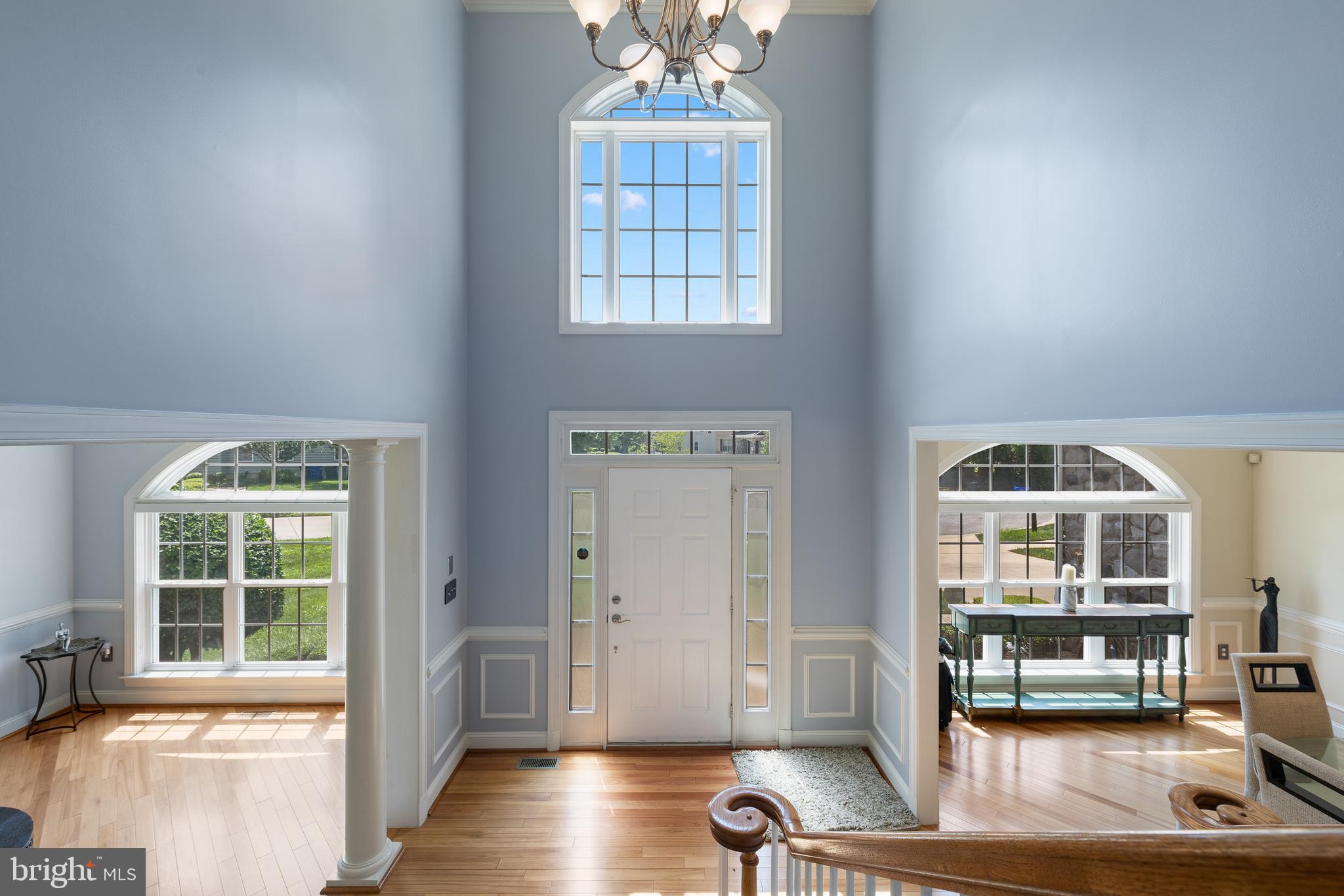 13902 LAKE MEADOWS DRIVE