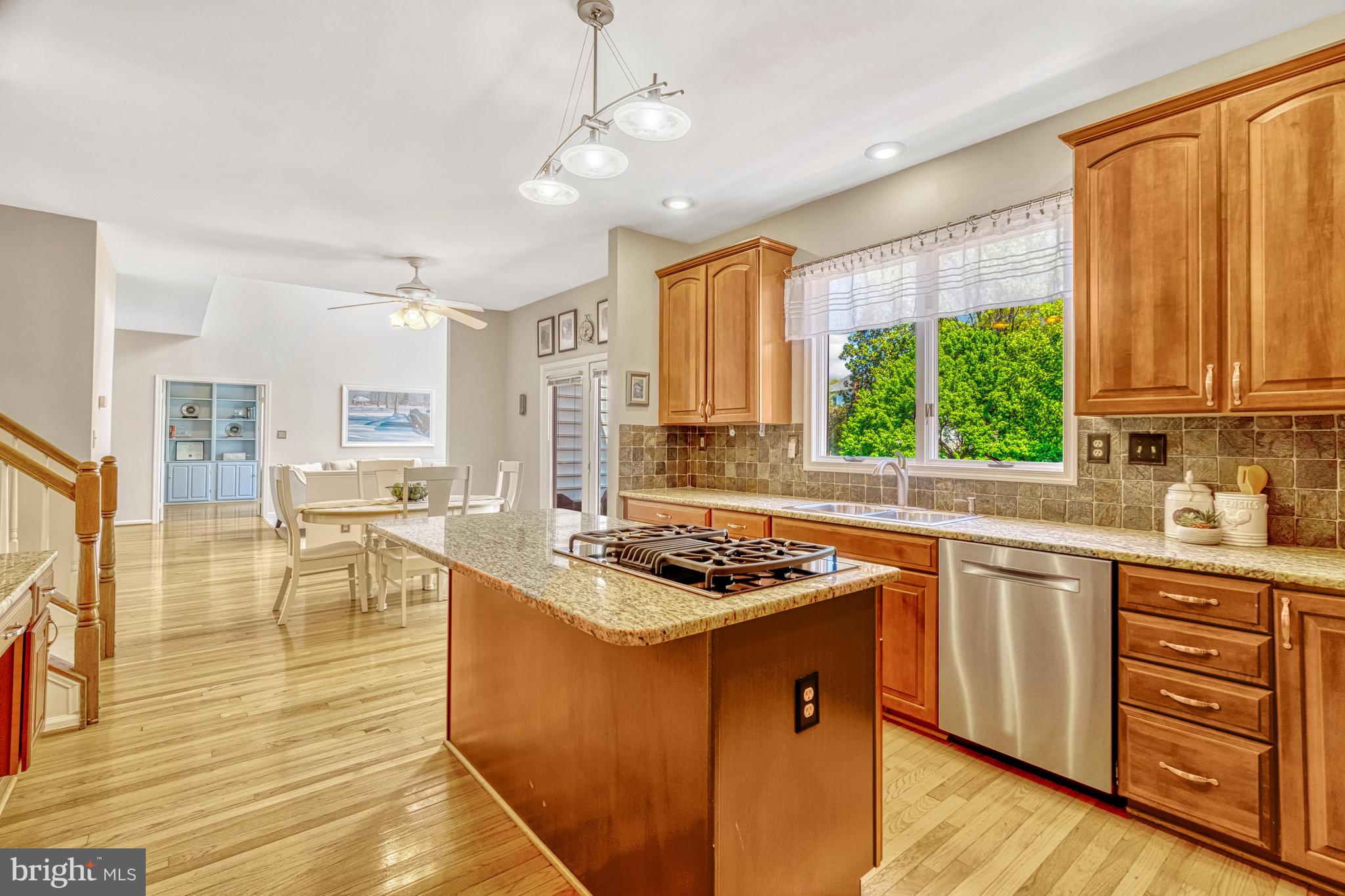 CENTURY OAK - Residential