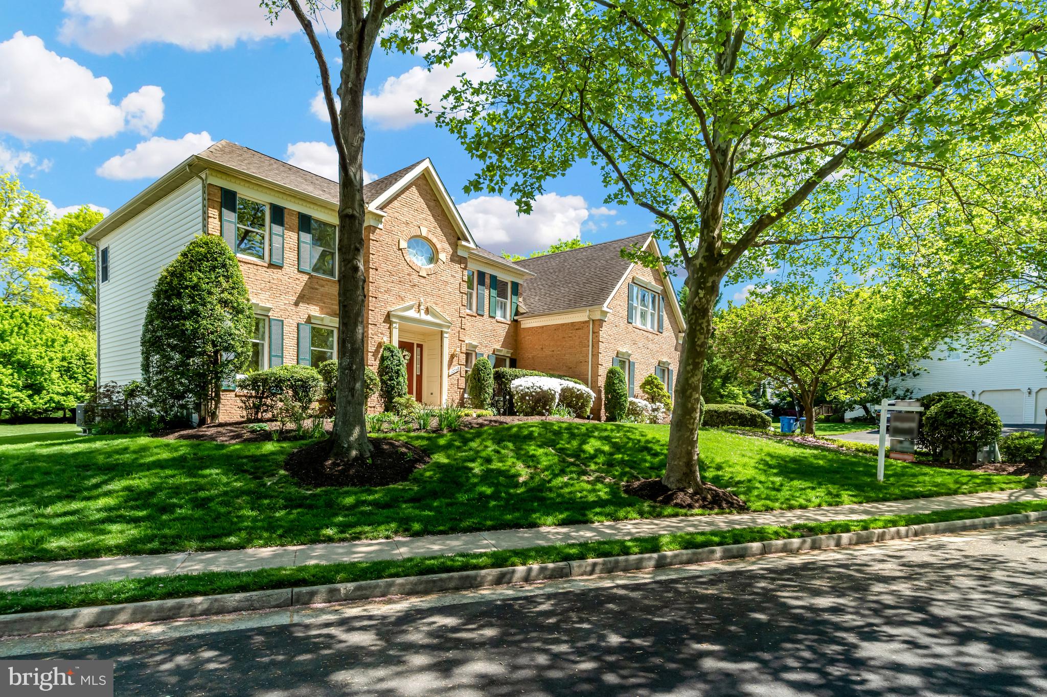 CENTURY OAK - Residential