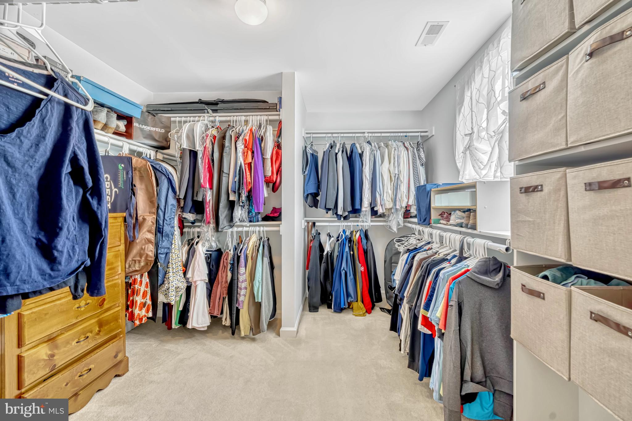 CENTURY OAK - Residential