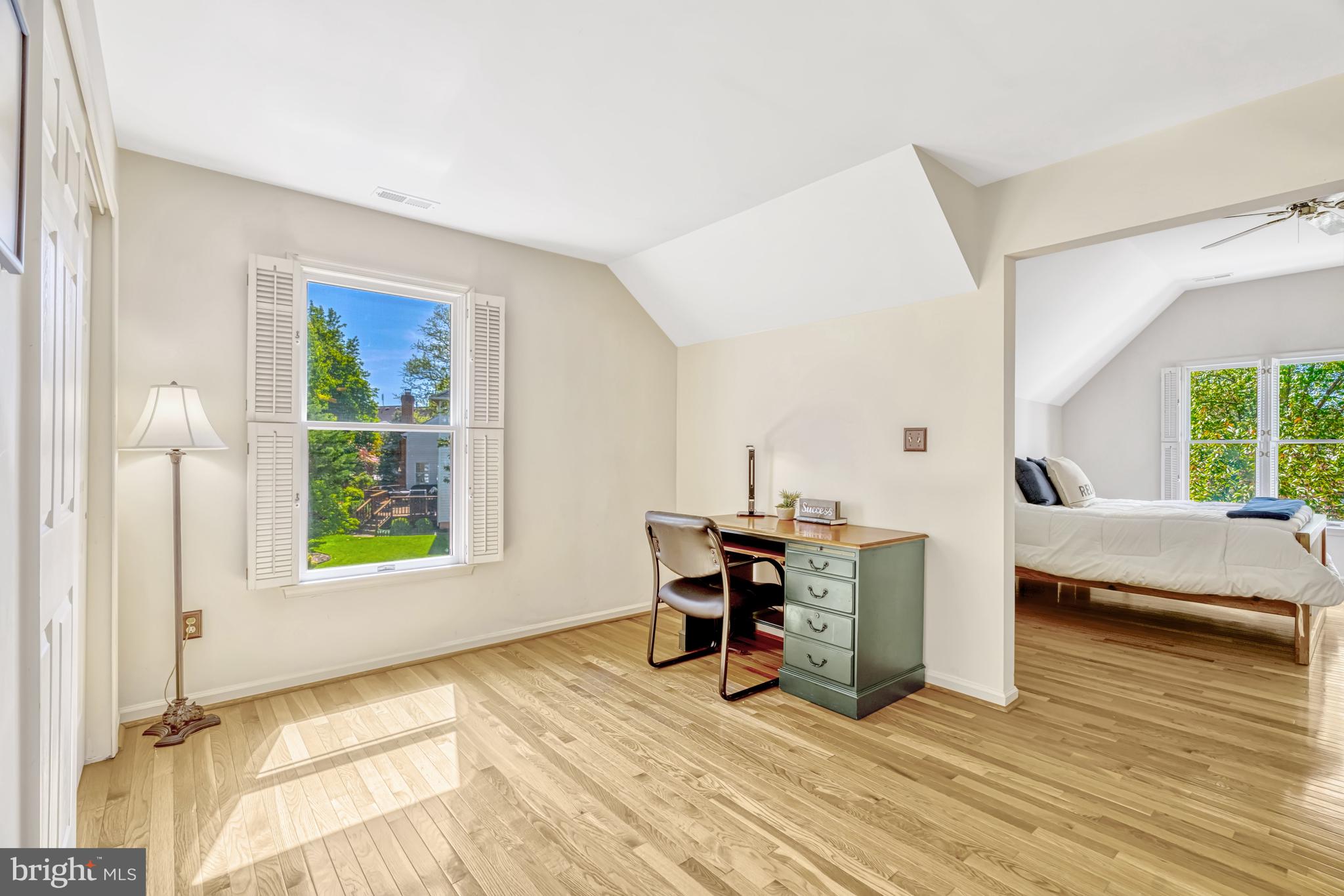 CENTURY OAK - Residential