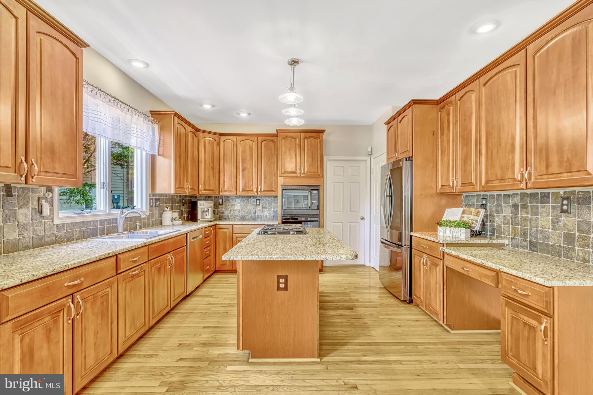 CENTURY OAK - Residential