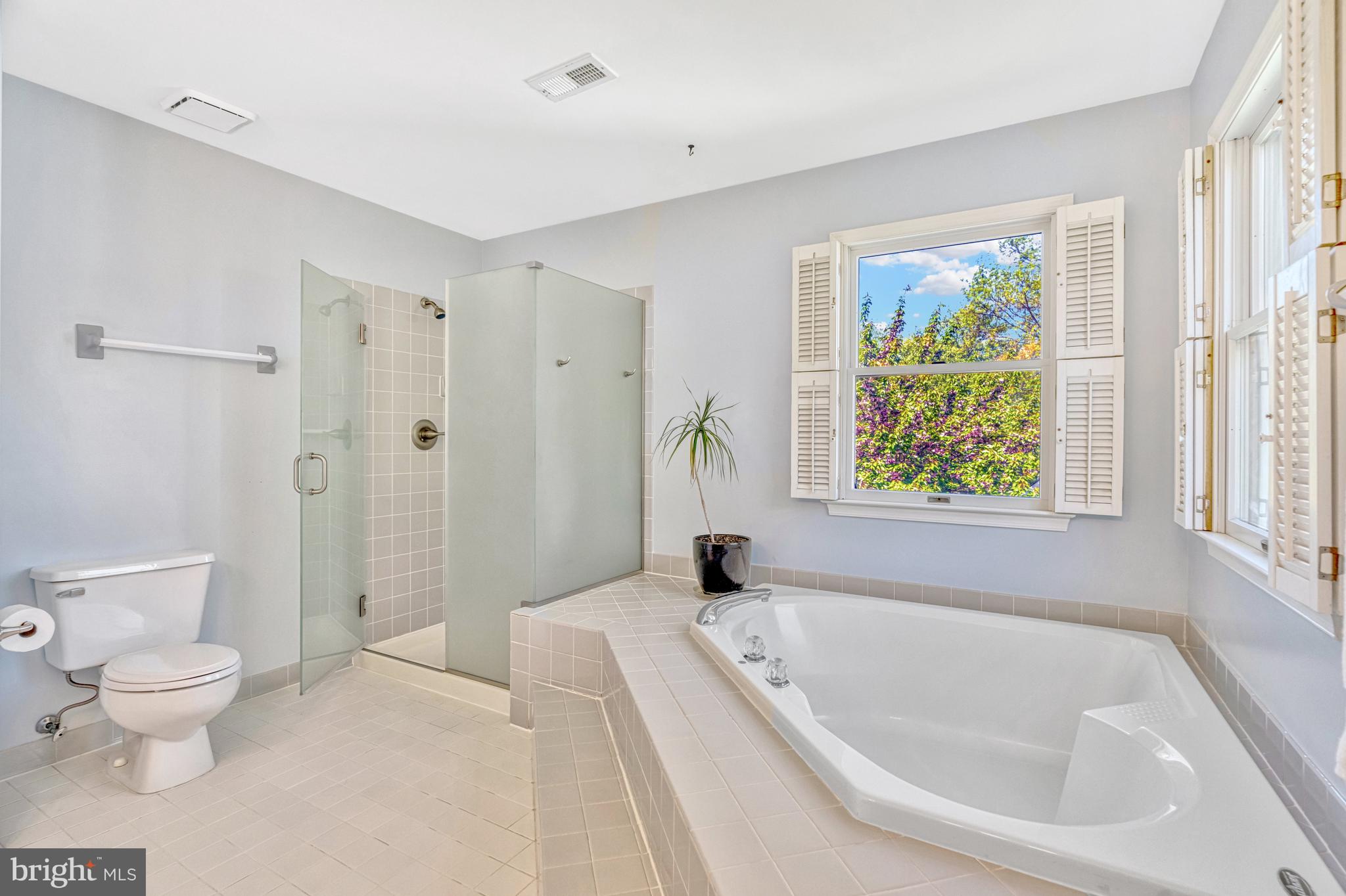 CENTURY OAK - Residential