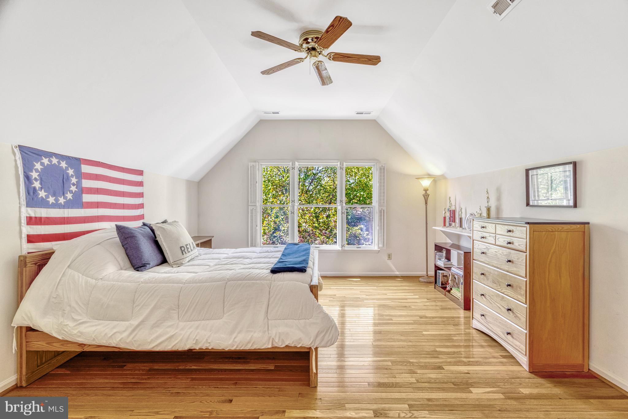 CENTURY OAK - Residential