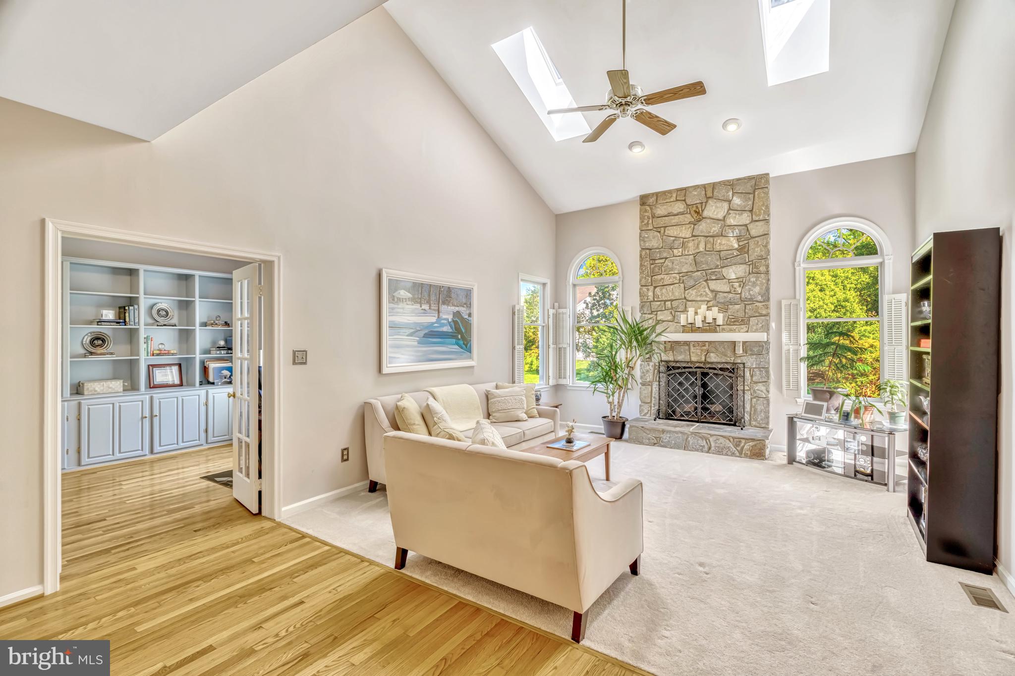 CENTURY OAK - Residential