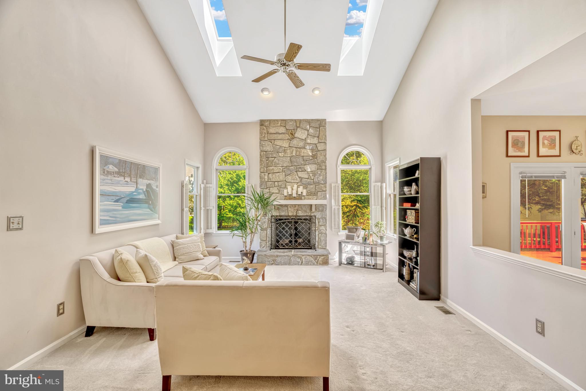 CENTURY OAK - Residential