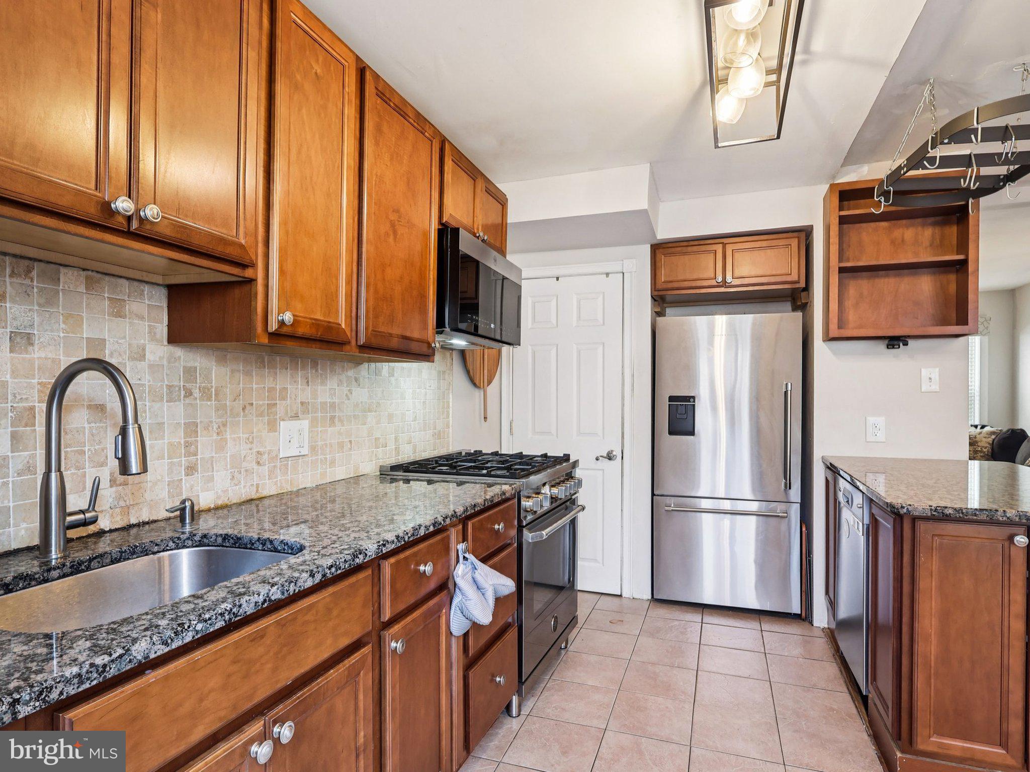 MARCONI PARK EAST - Residential