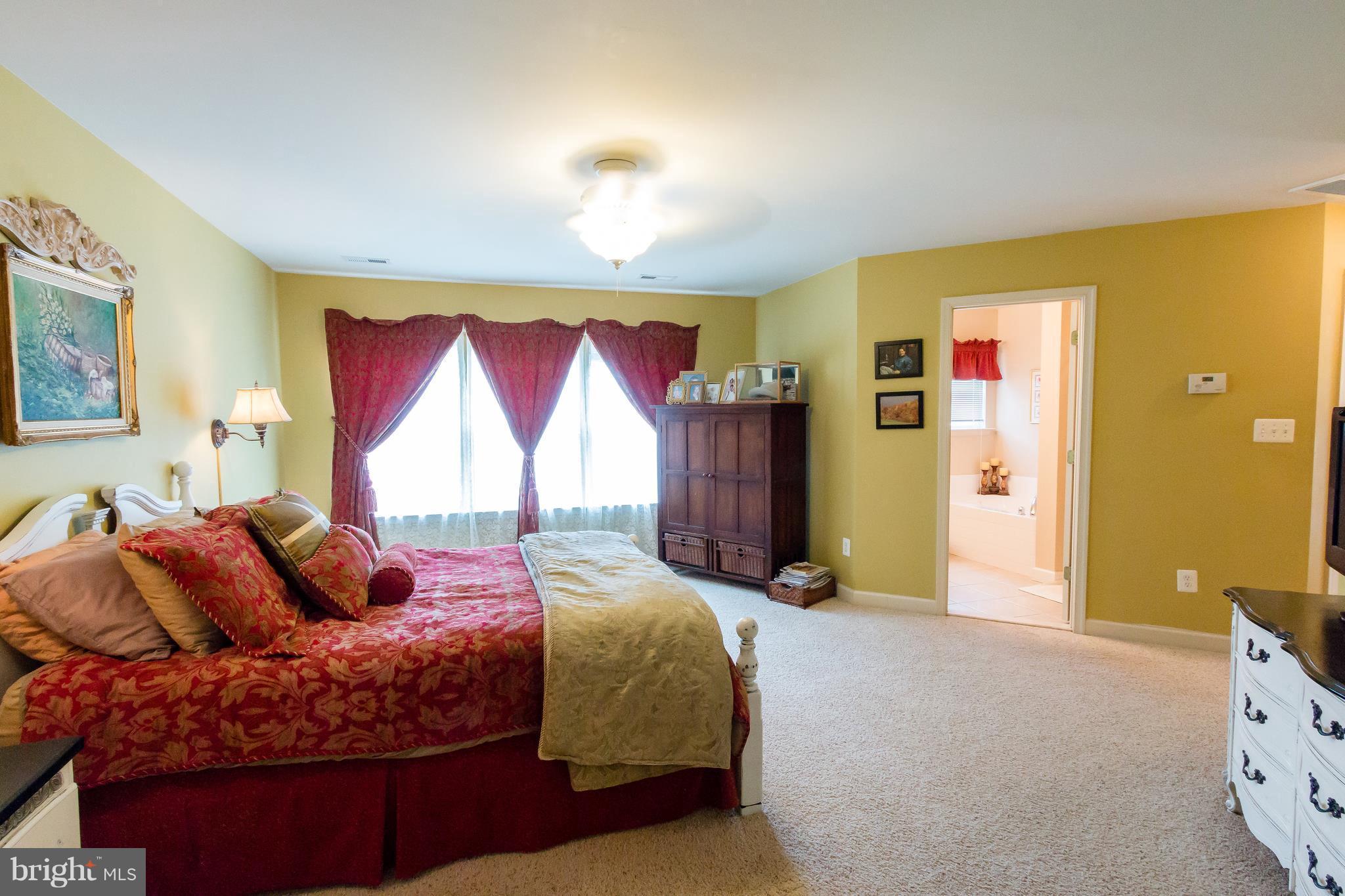 ACADEMY HILLS - Residential