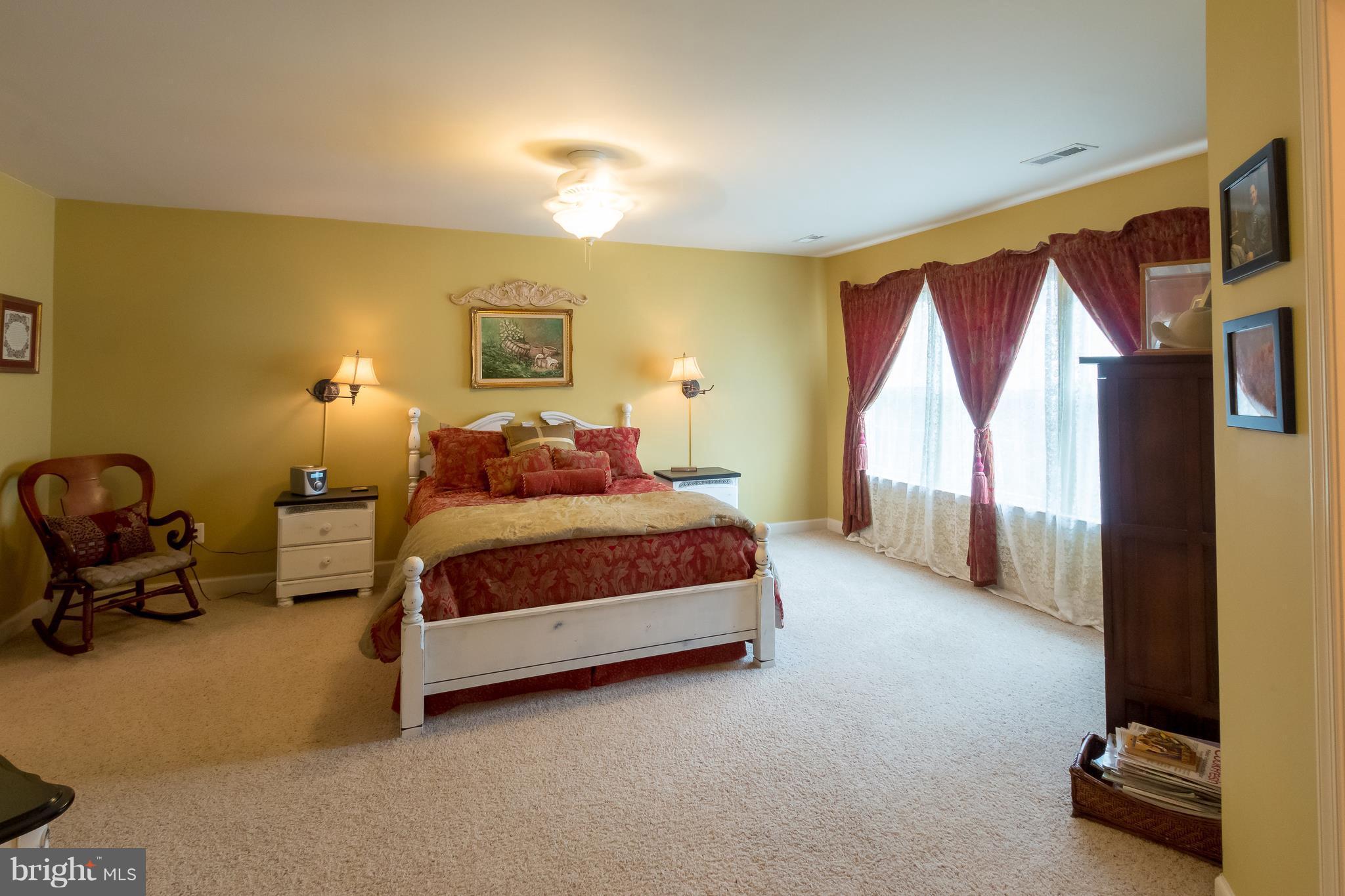 ACADEMY HILLS - Residential