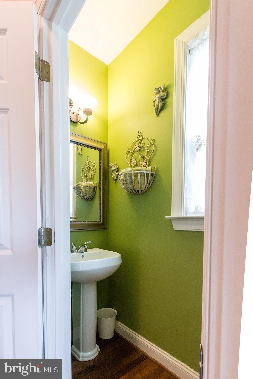 ACADEMY HILLS - Residential