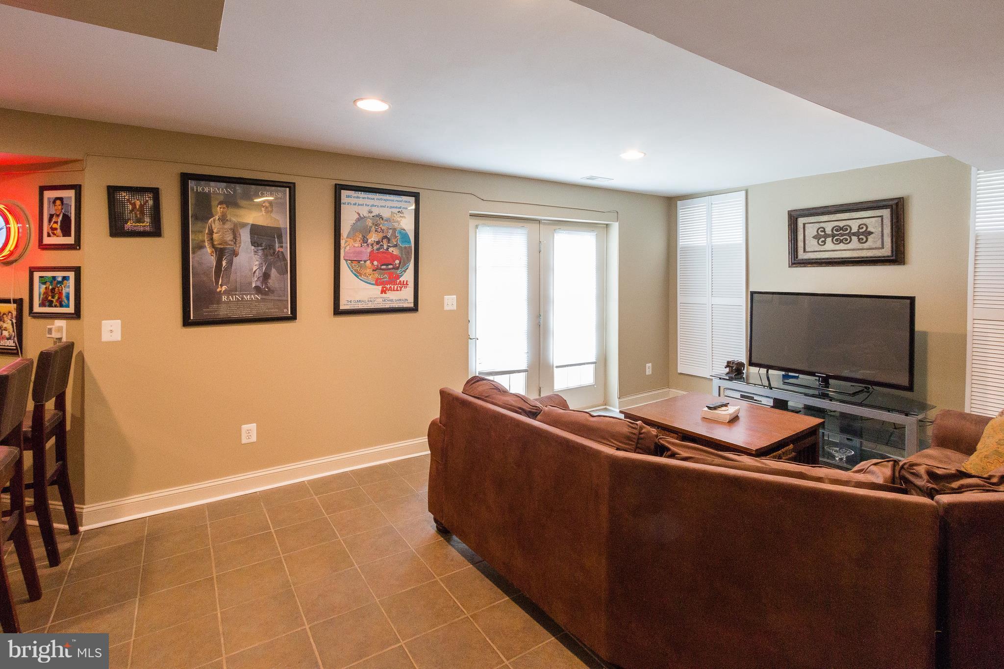 ACADEMY HILLS - Residential