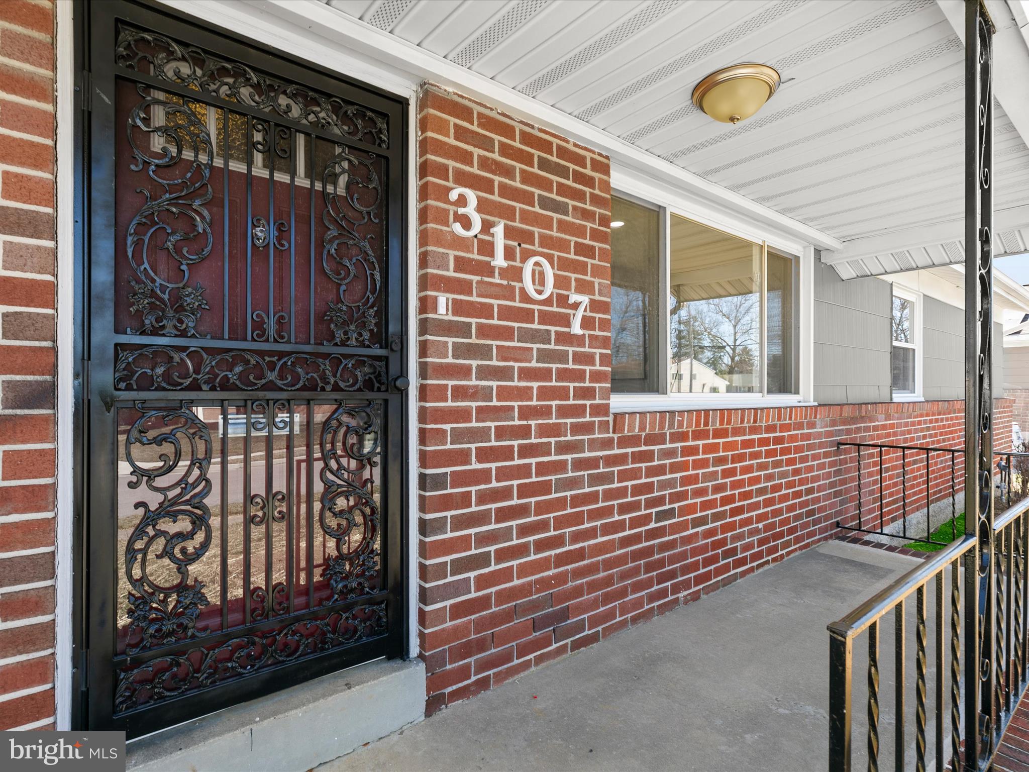 WINDSOR FARMS - Residential