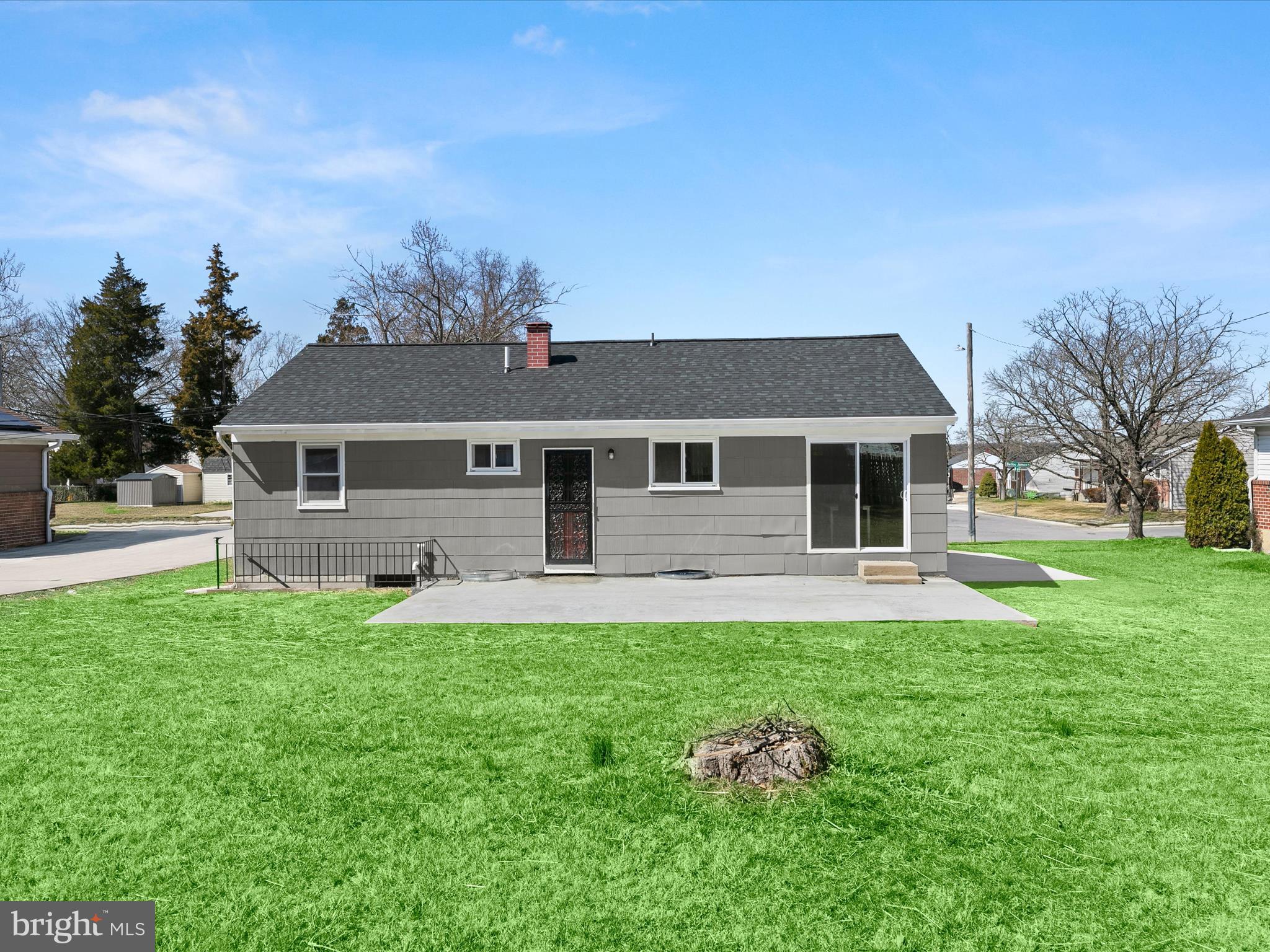 WINDSOR FARMS - Residential