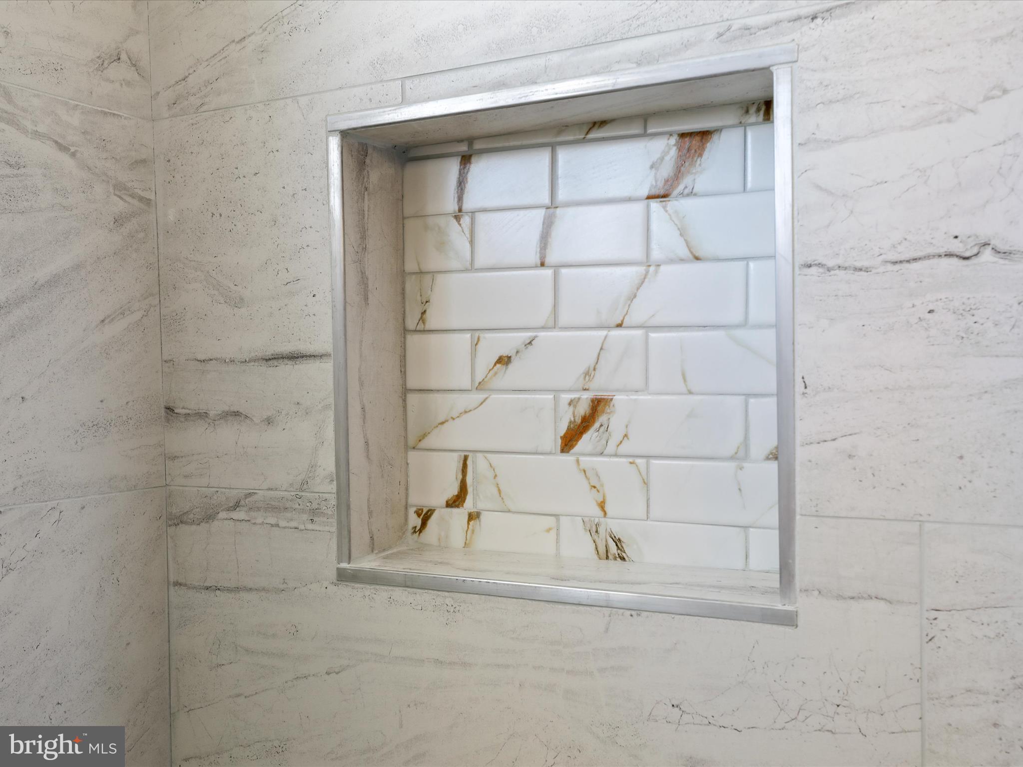 WINDSOR FARMS - Residential