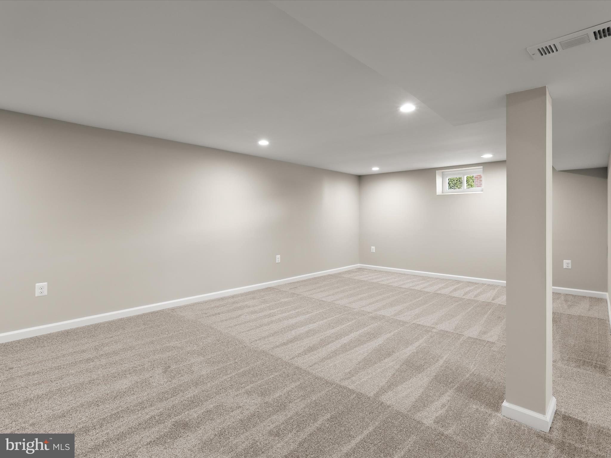 WINDSOR FARMS - Residential