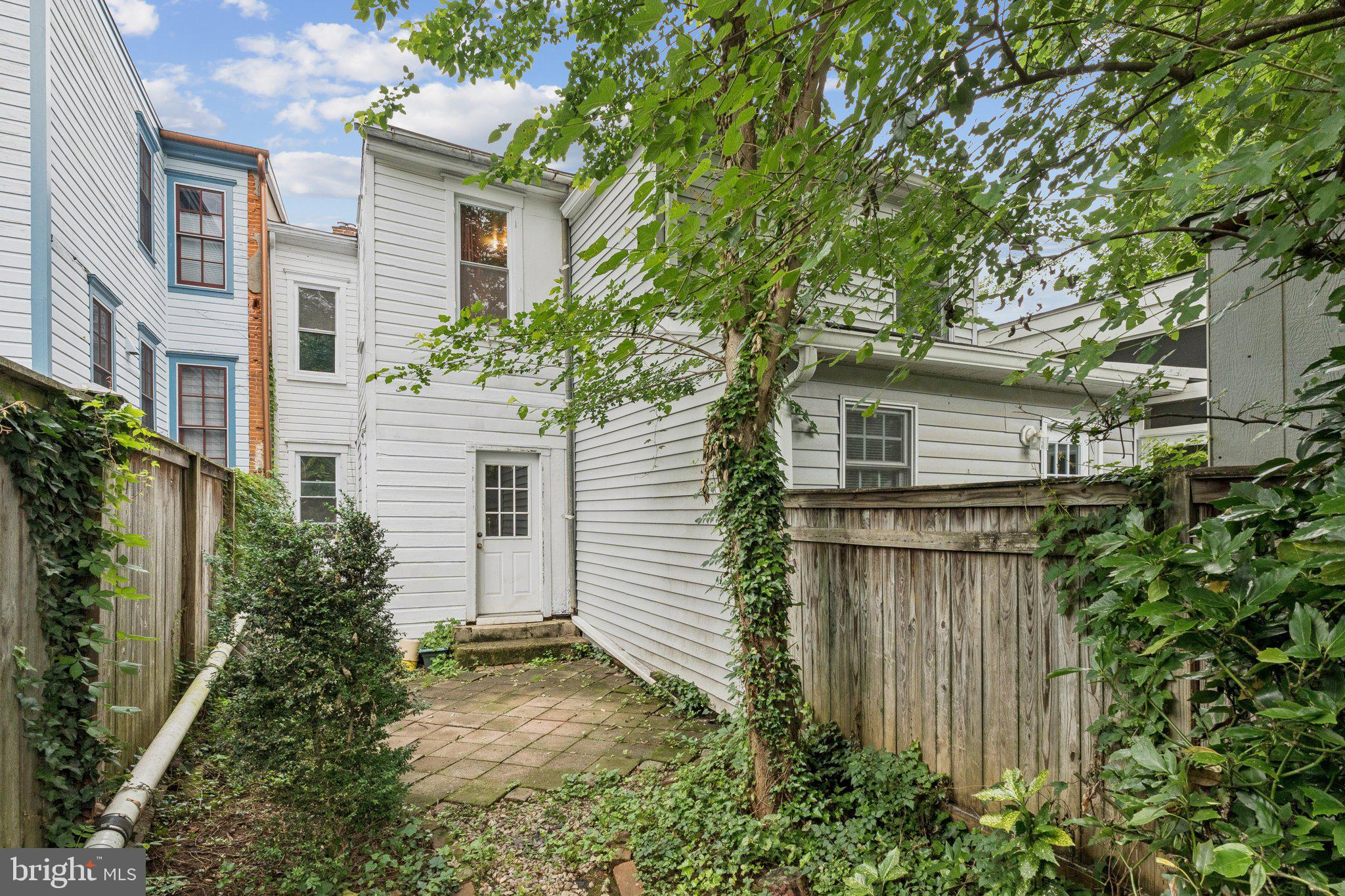 HISTORIC DISTRICT - Residential Income