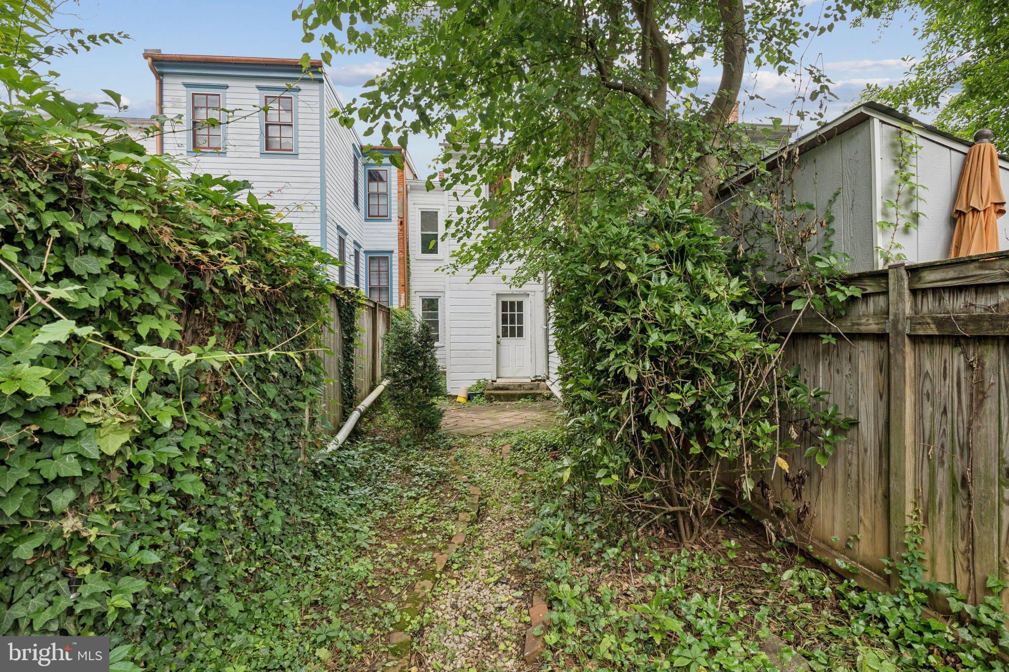 HISTORIC DISTRICT - Residential Income