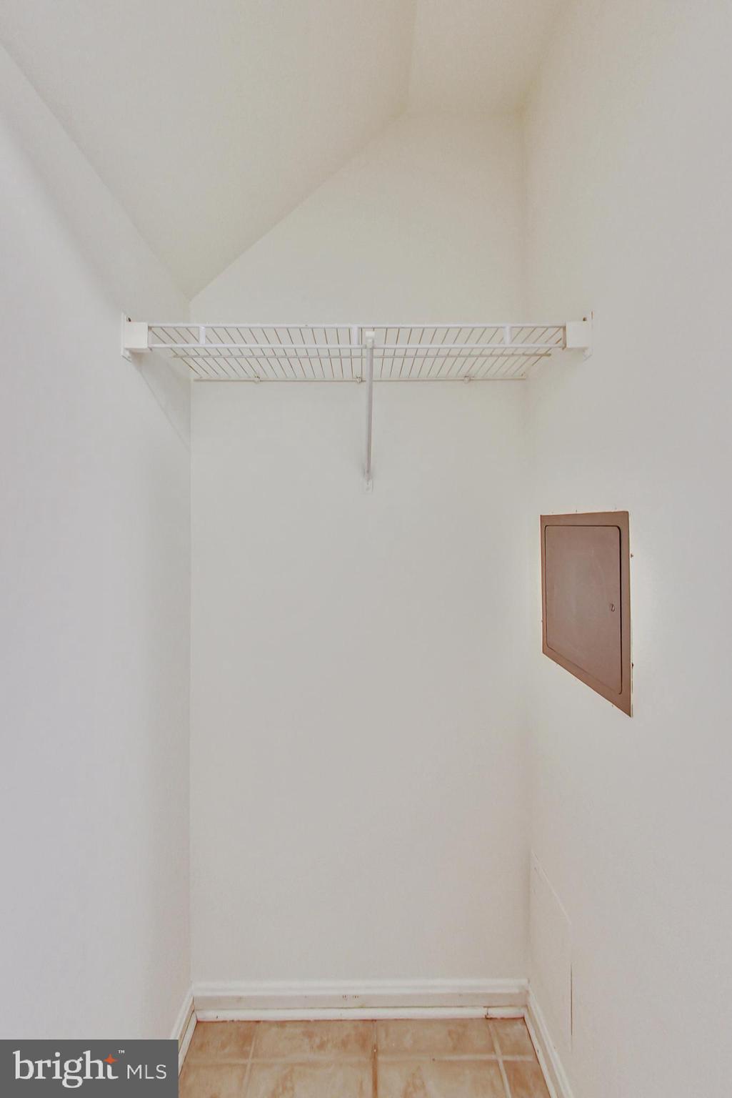 LAUREL LAKES PLAT 2 - Residential Lease