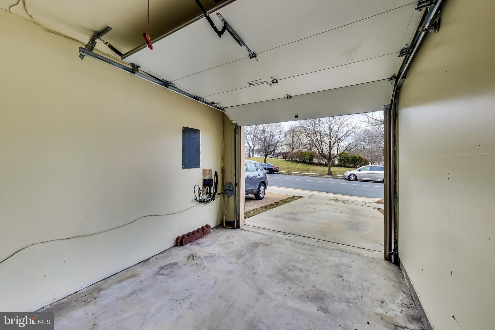 LAUREL LAKES PLAT 2 - Residential Lease