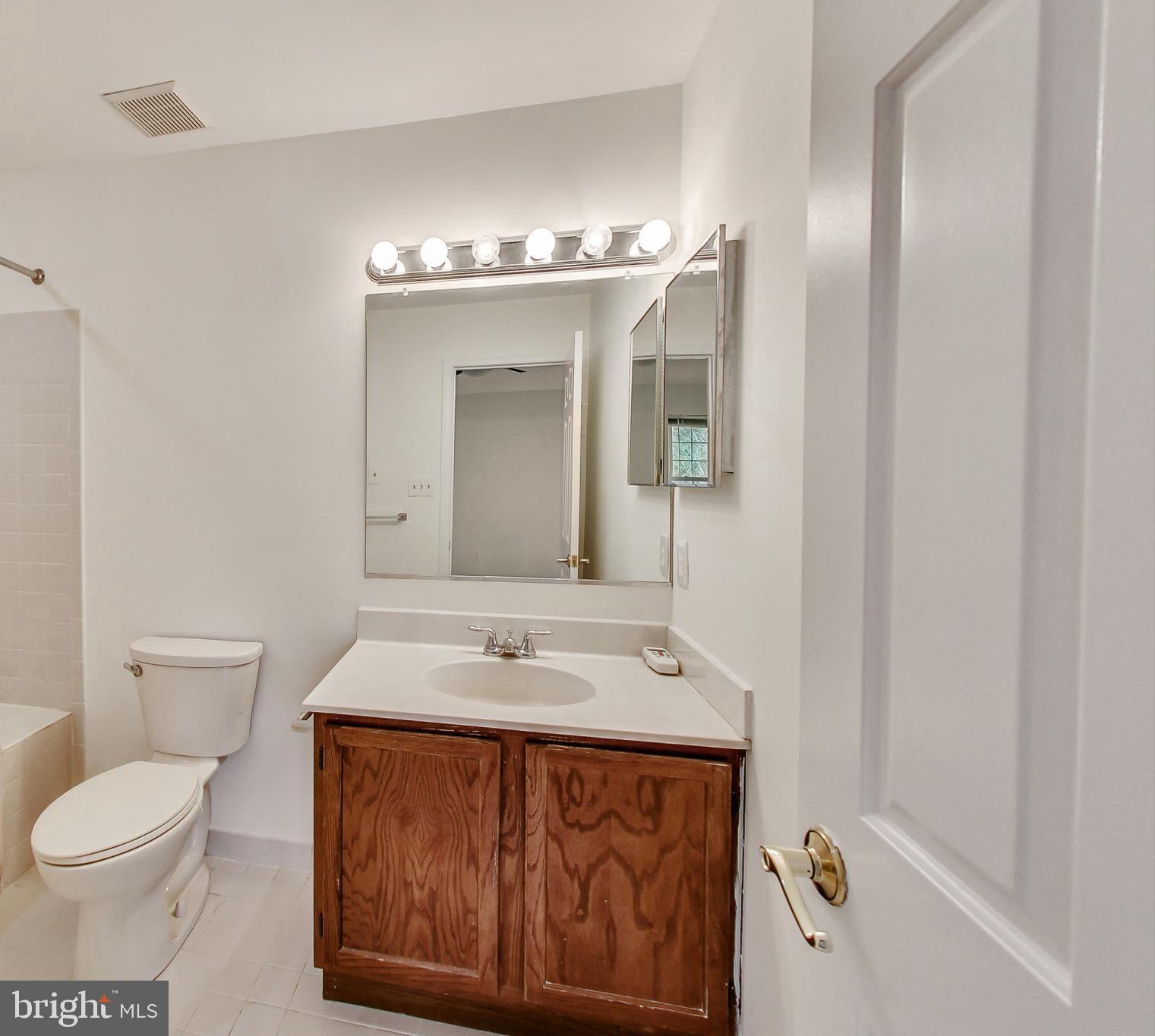 LAUREL LAKES PLAT 2 - Residential Lease