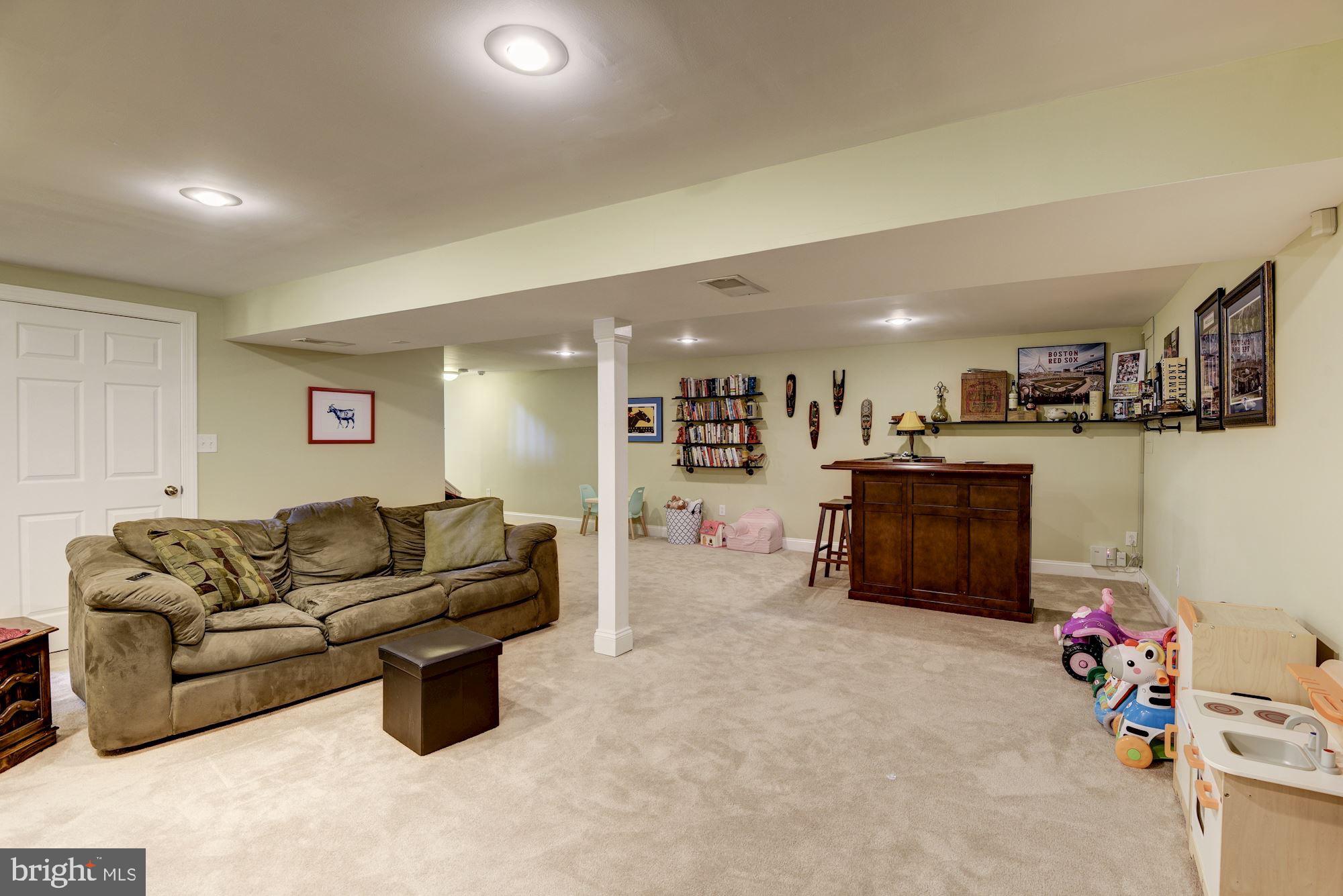 RIVERBEND - Residential