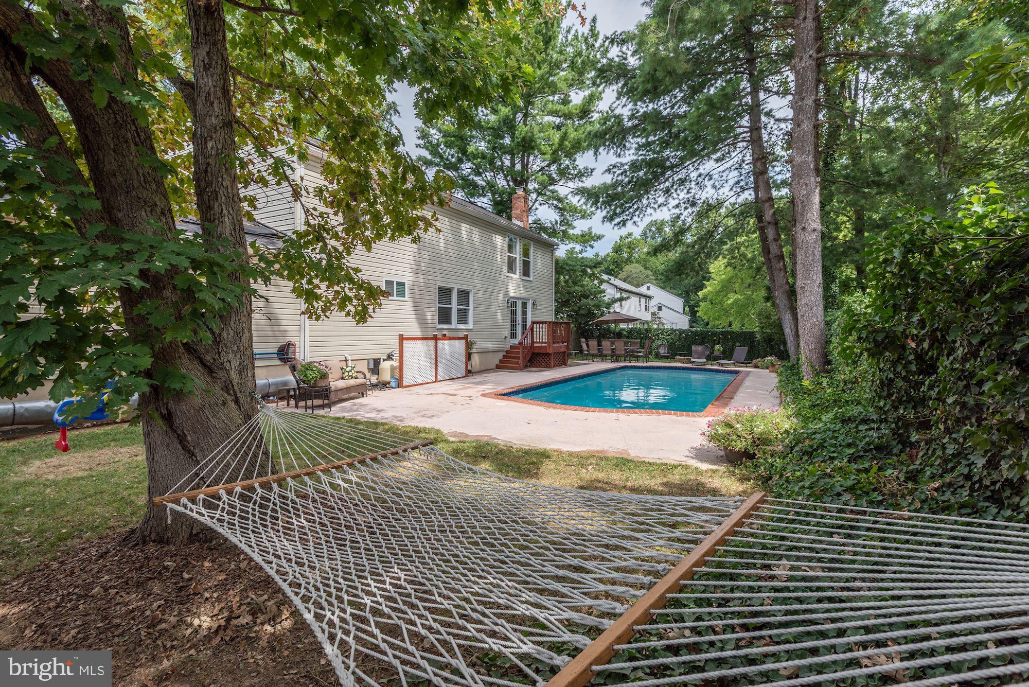 RIVERBEND - Residential