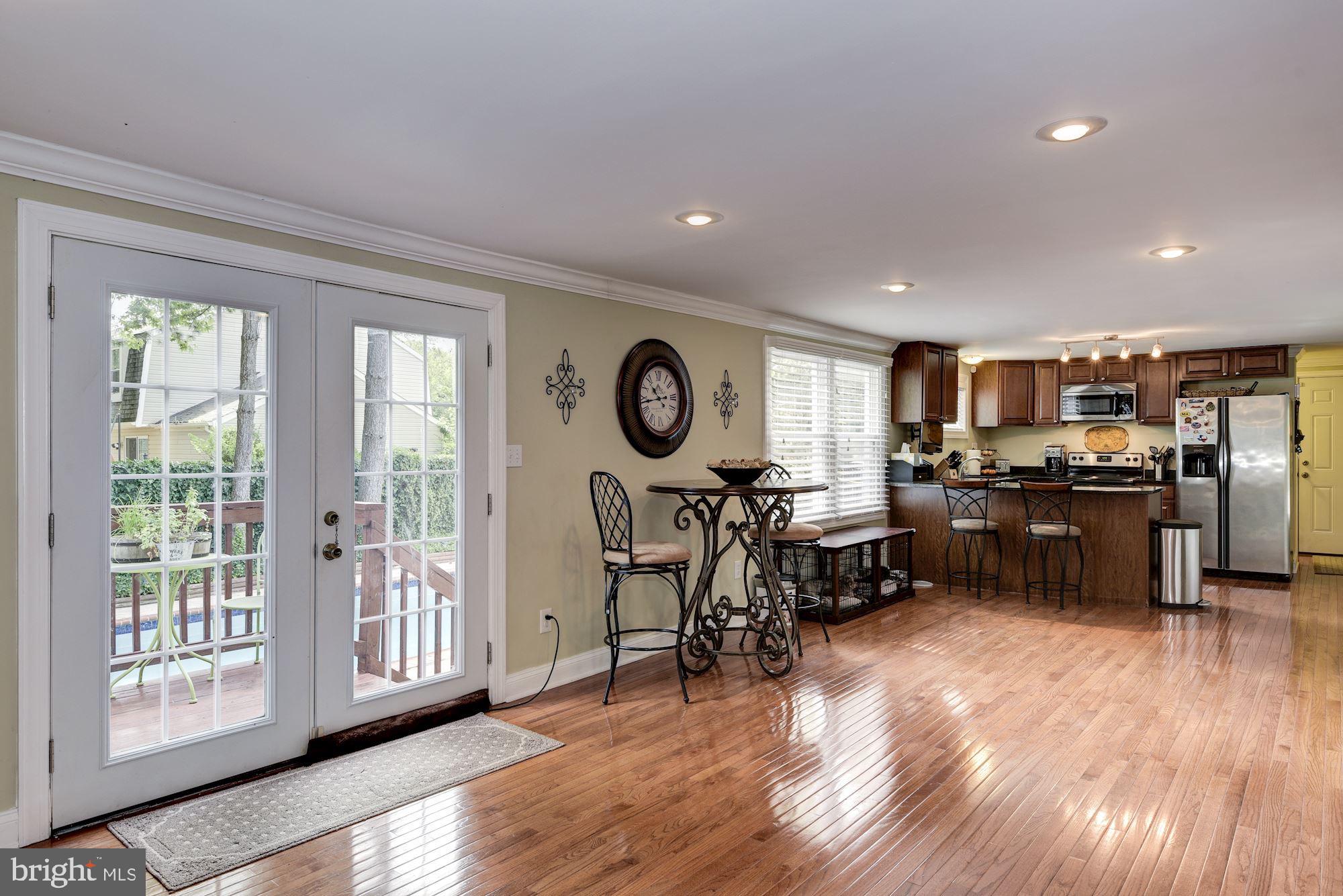 RIVERBEND - Residential