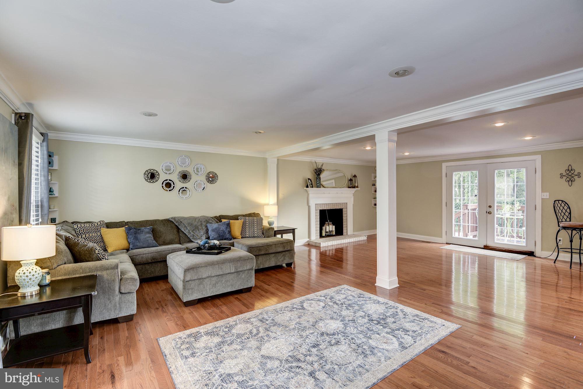 RIVERBEND - Residential