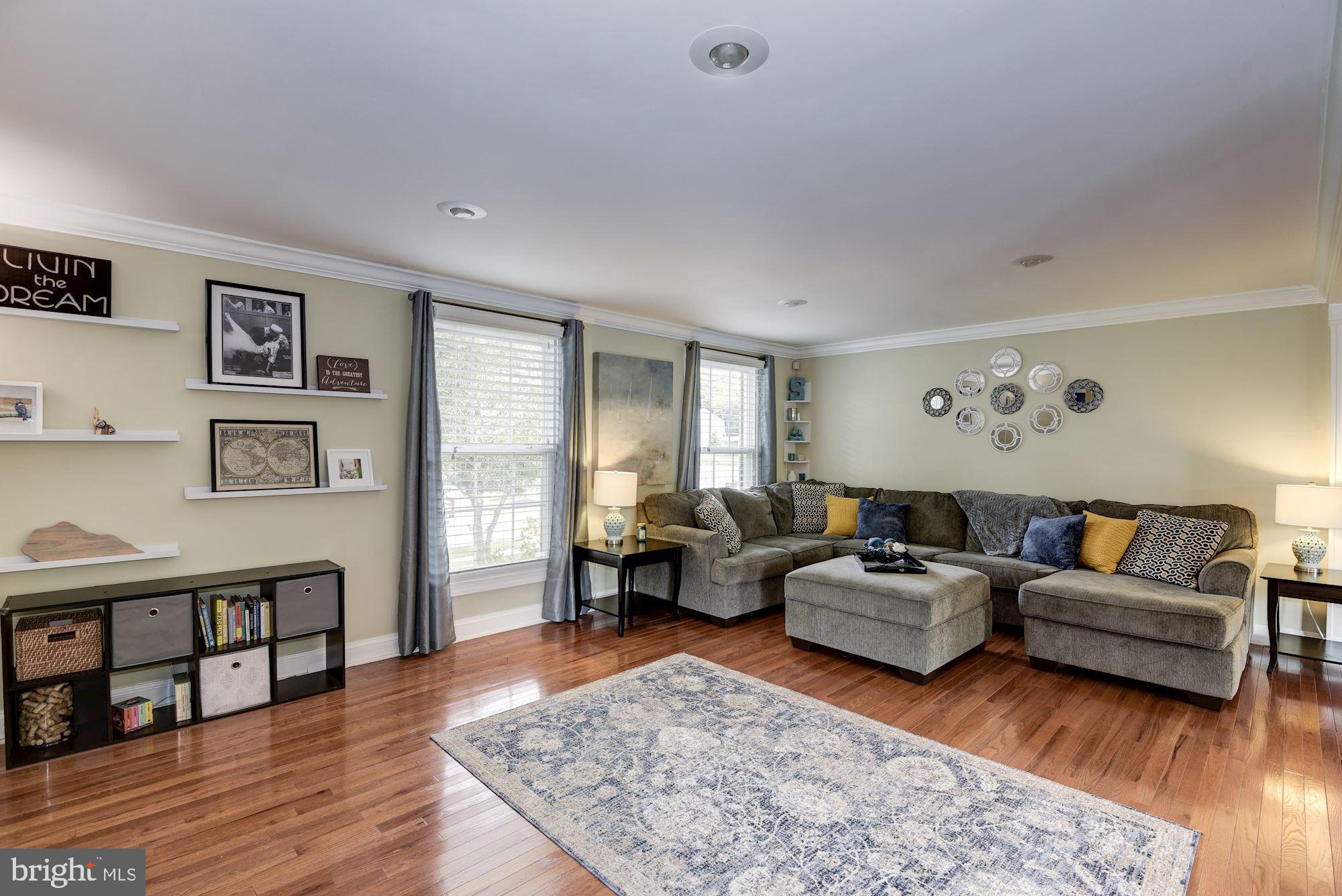 RIVERBEND - Residential