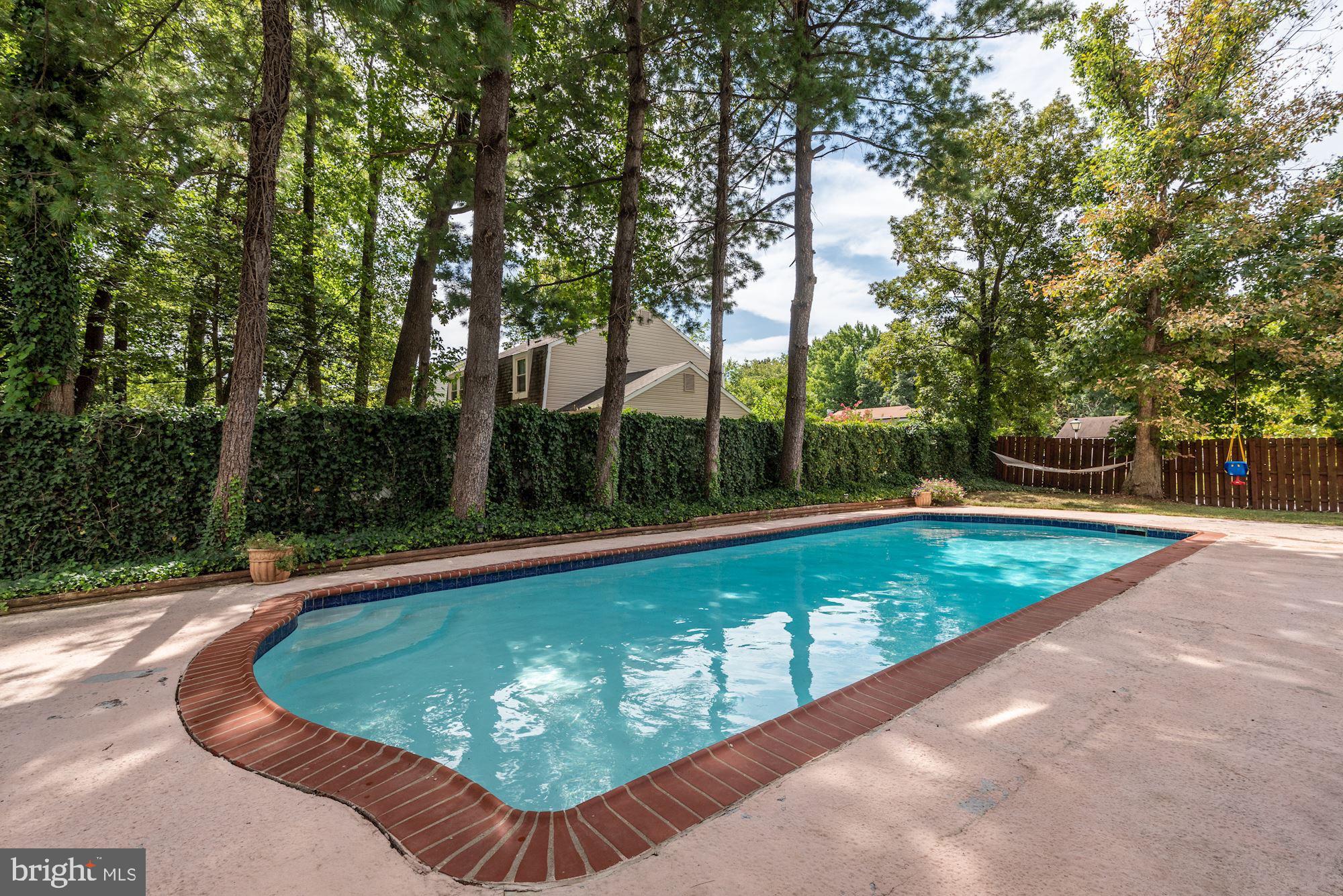 RIVERBEND - Residential