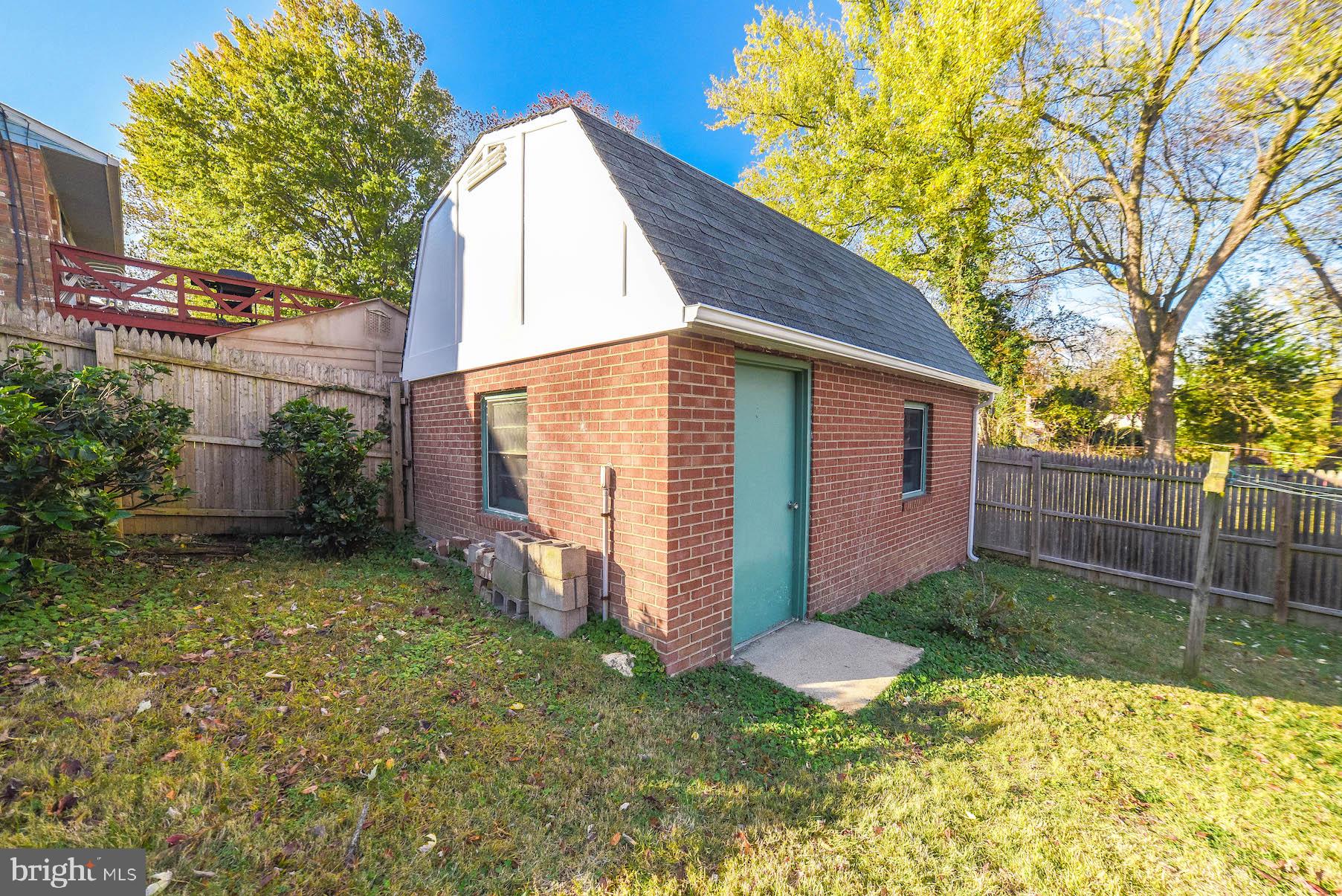 ROSEDALE ESTATES - Residential