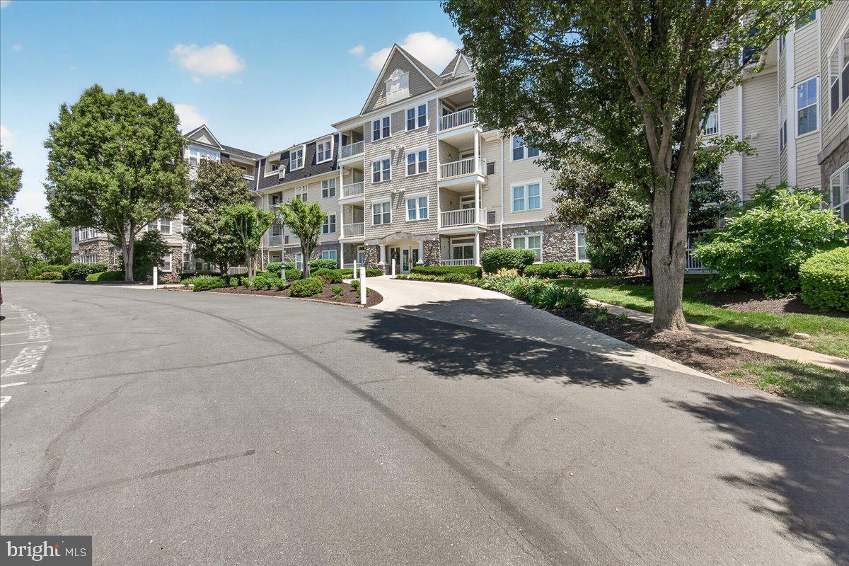 WORMANS MILL - Residential