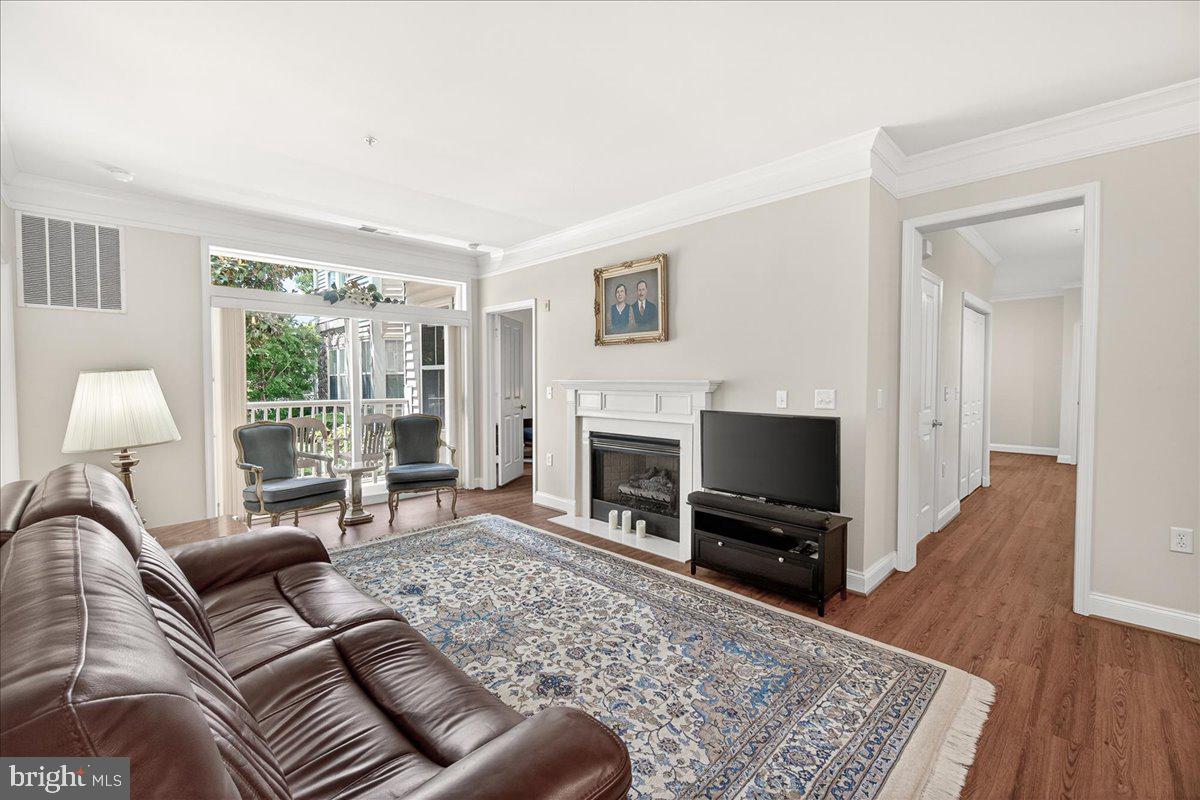 WORMANS MILL - Residential