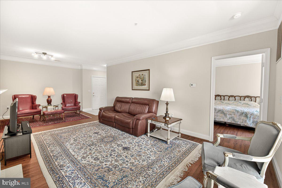 WORMANS MILL - Residential