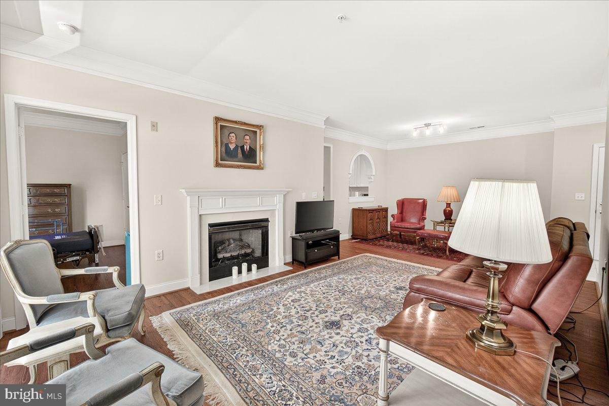 WORMANS MILL - Residential