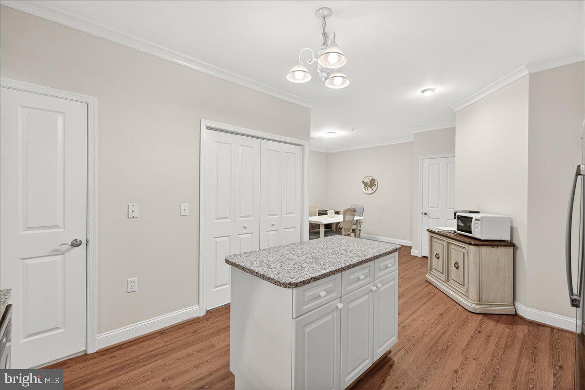 WORMANS MILL - Residential