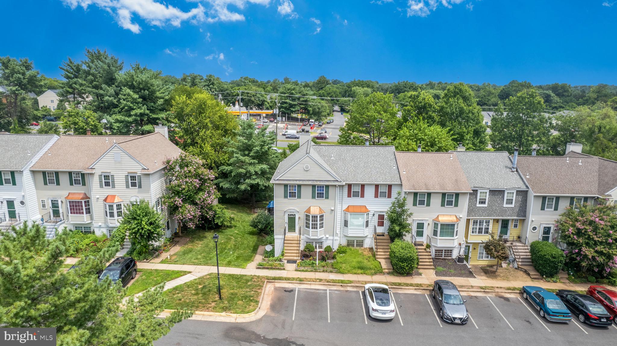 13714 AUTUMN VALE COURT