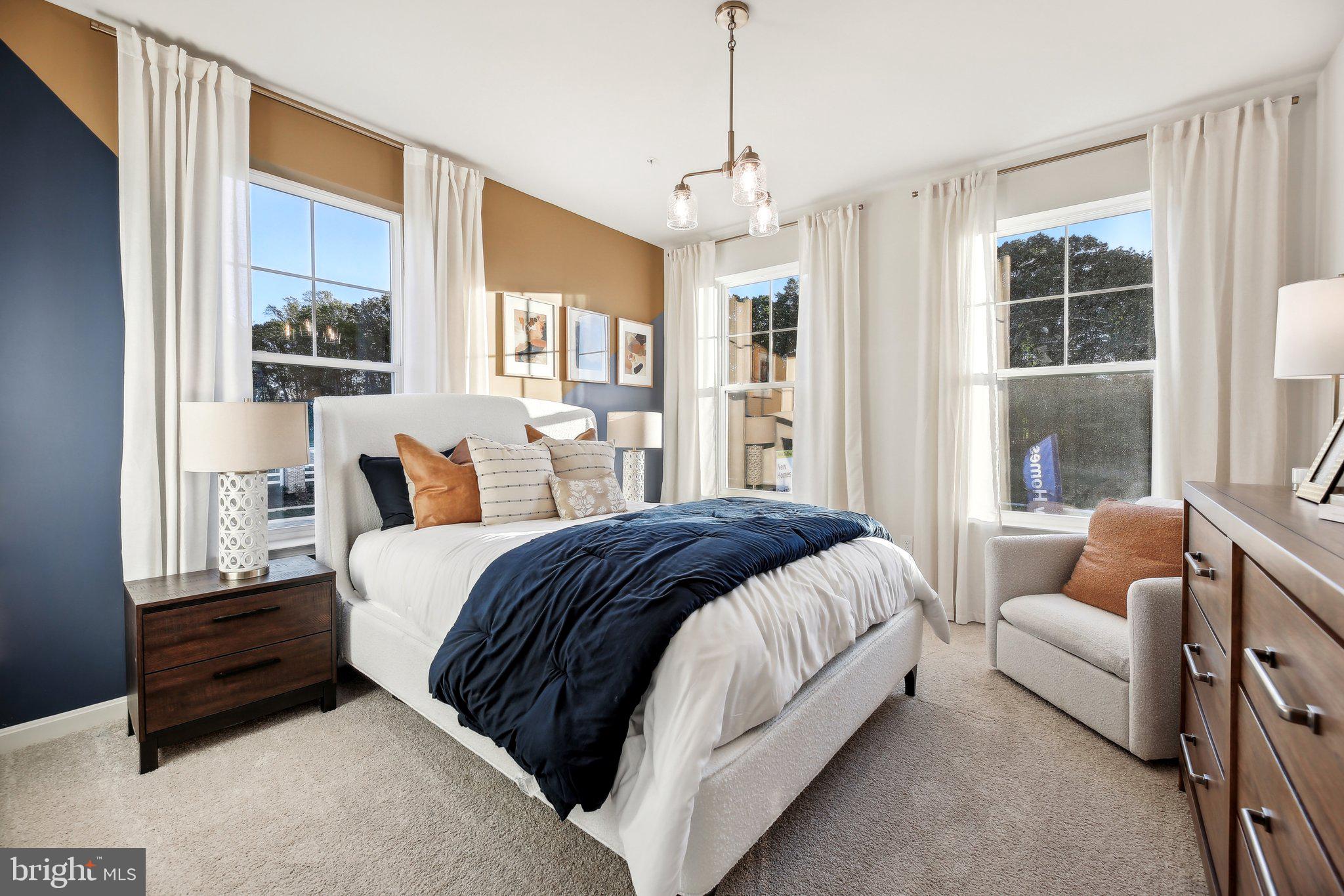 CREEKSIDE ESTATES - Residential