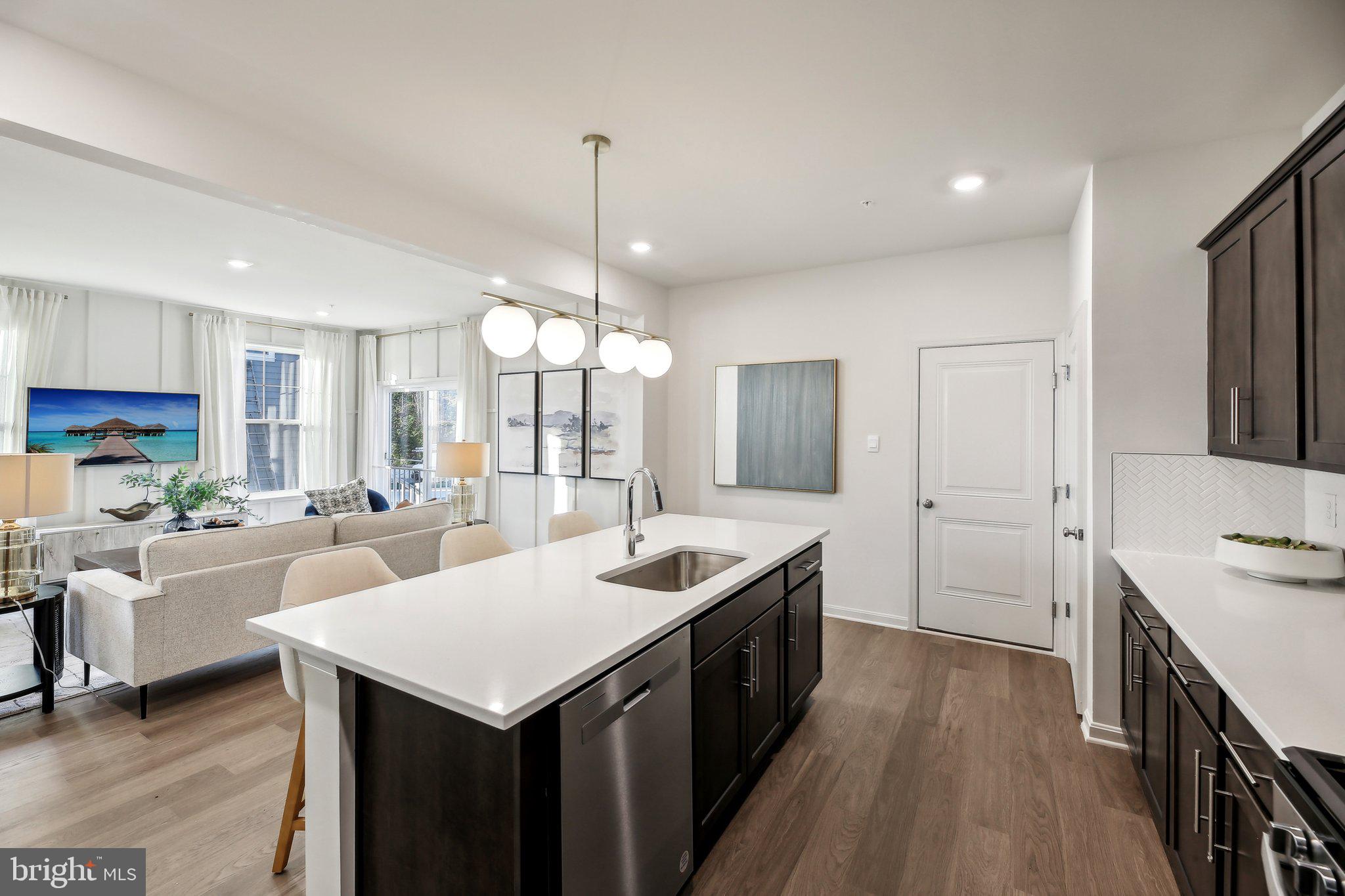 CREEKSIDE ESTATES - Residential