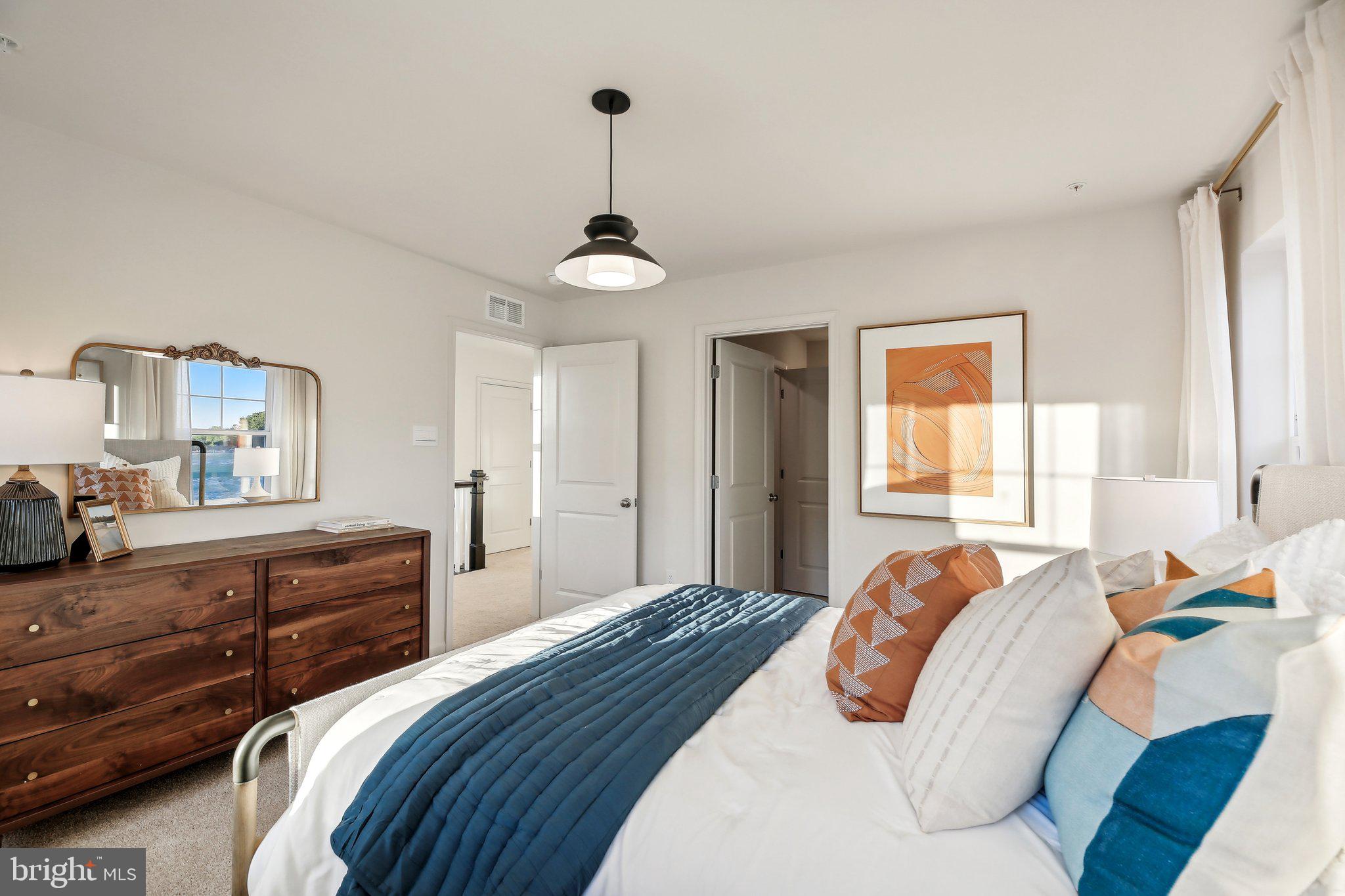 CREEKSIDE ESTATES - Residential