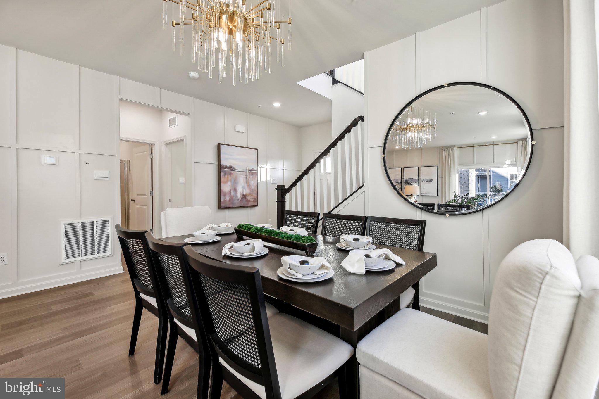 CREEKSIDE ESTATES - Residential