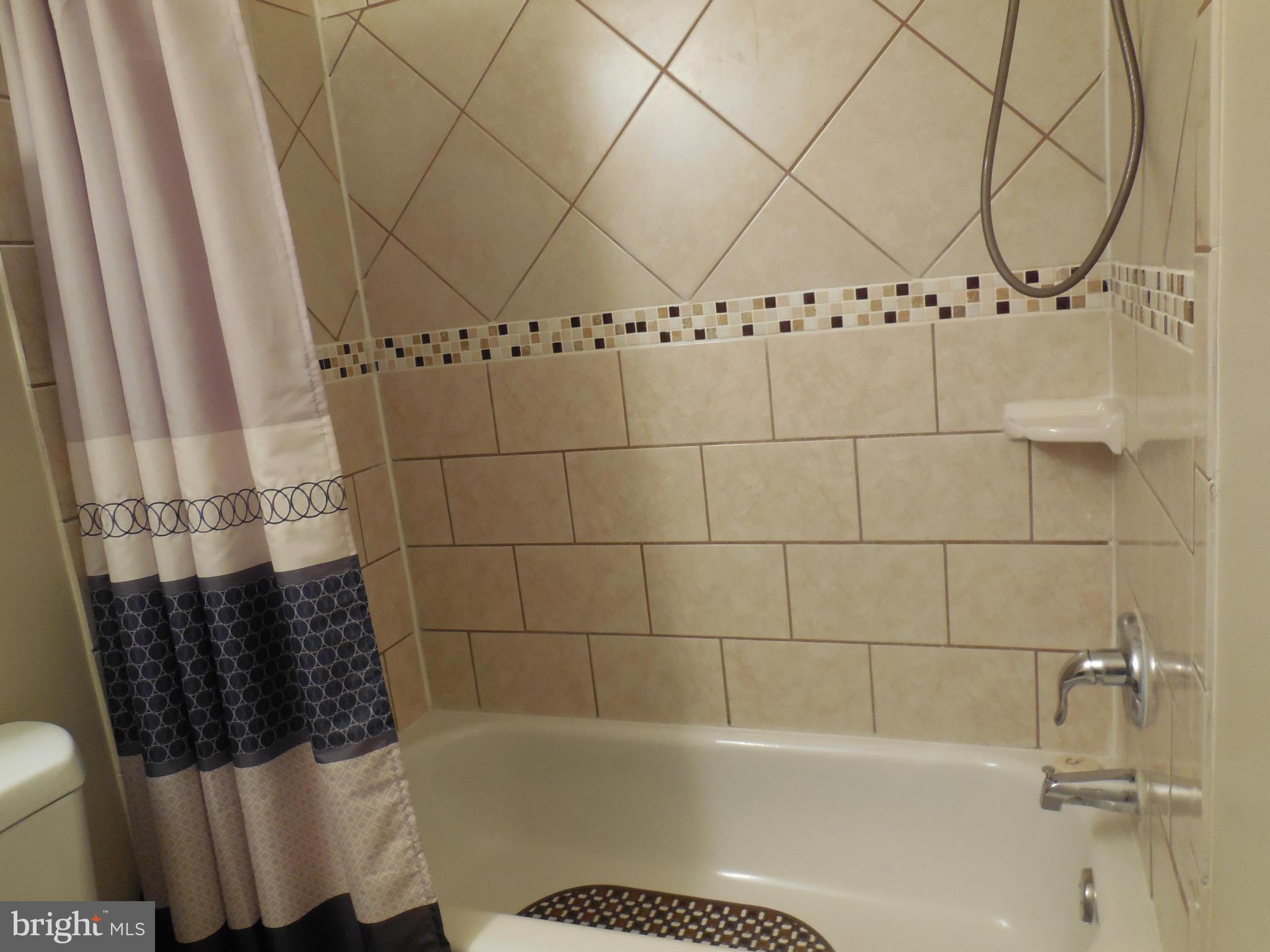 PINECREST - Residential