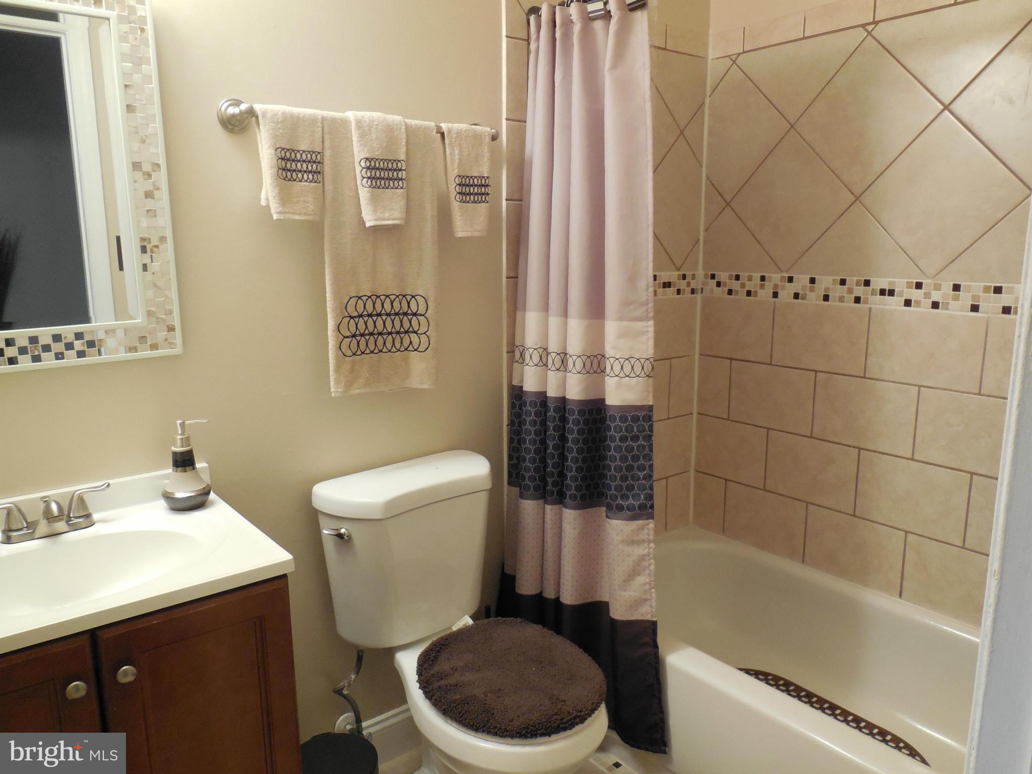 PINECREST - Residential