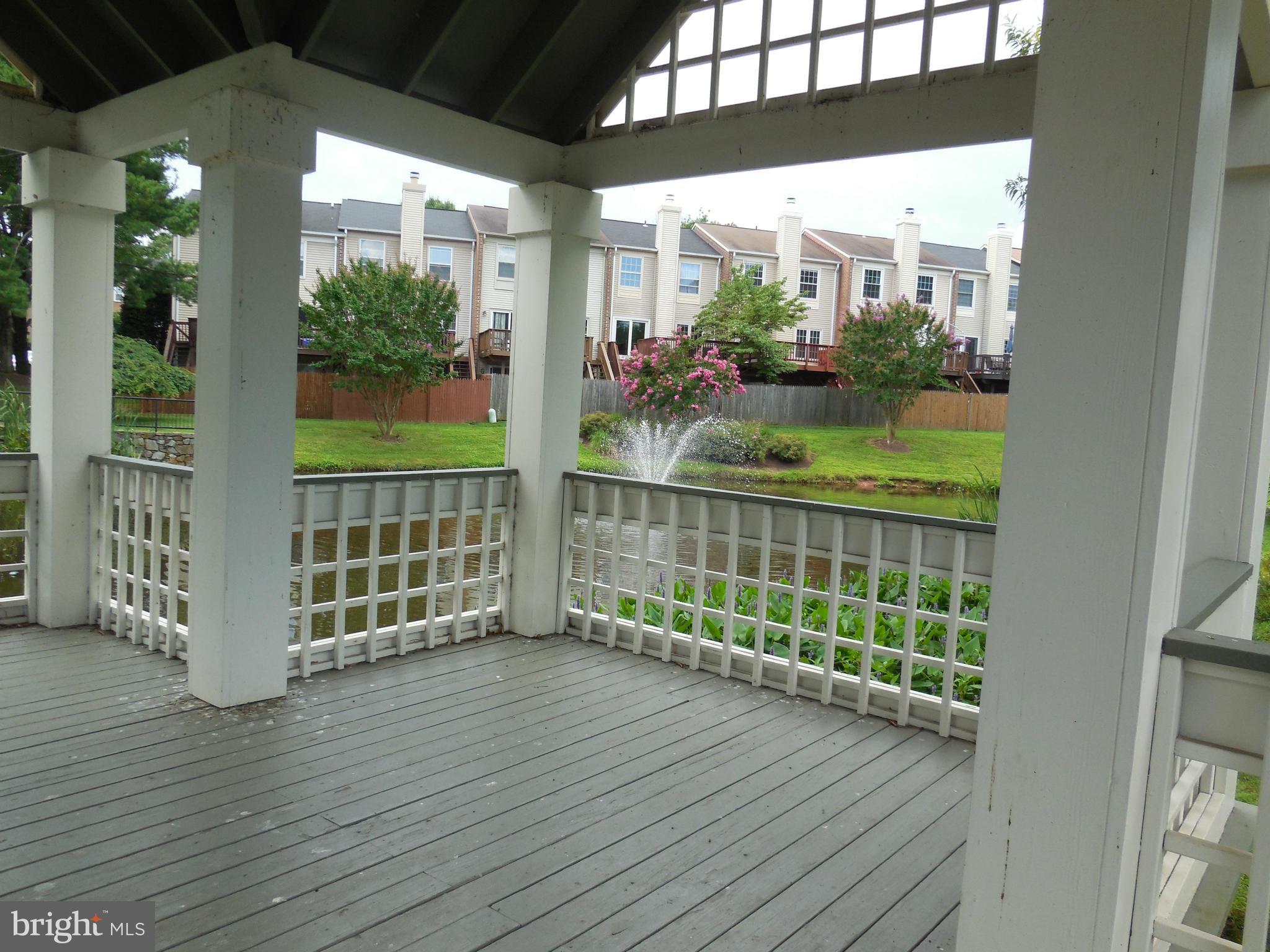 PINECREST - Residential