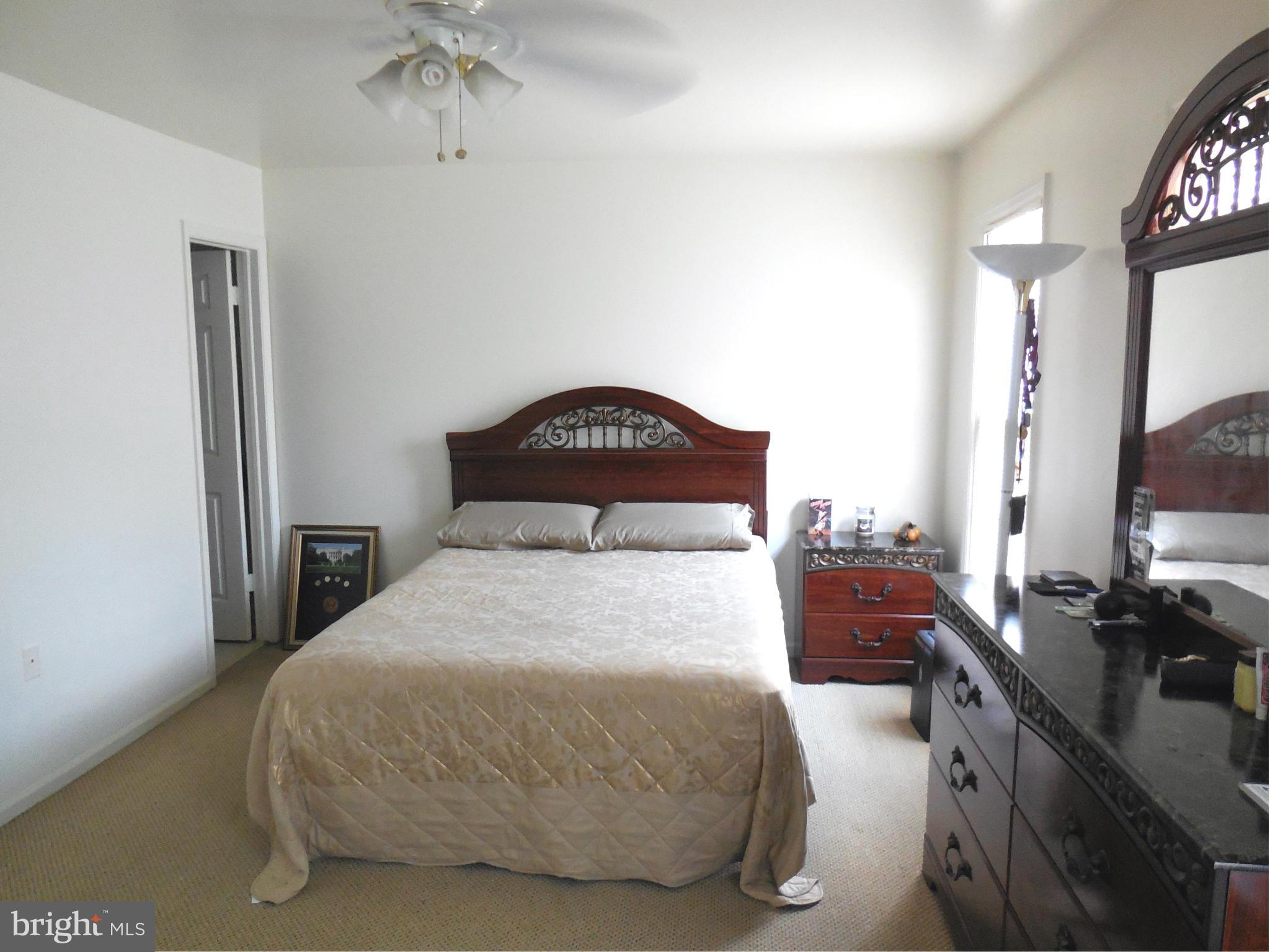 PINECREST - Residential