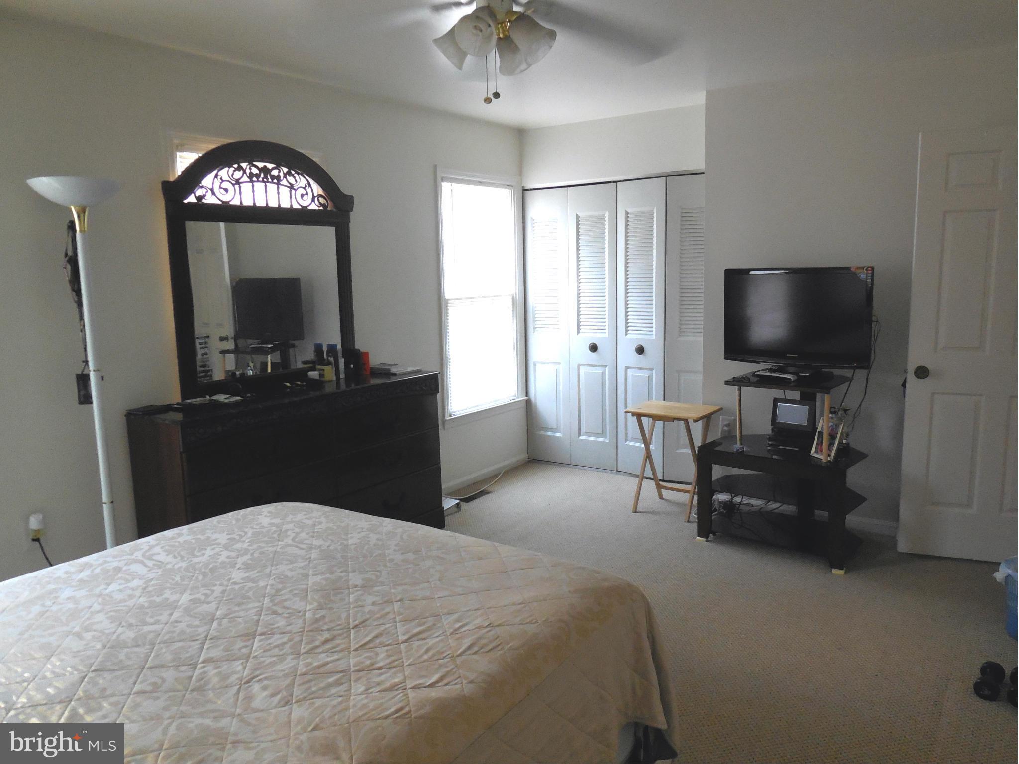 PINECREST - Residential