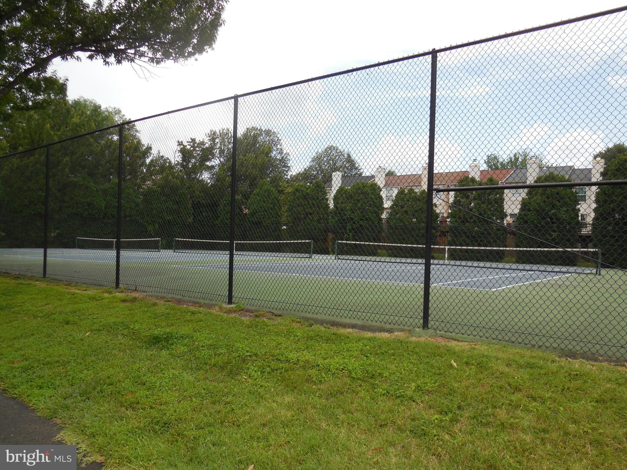 PINECREST - Residential